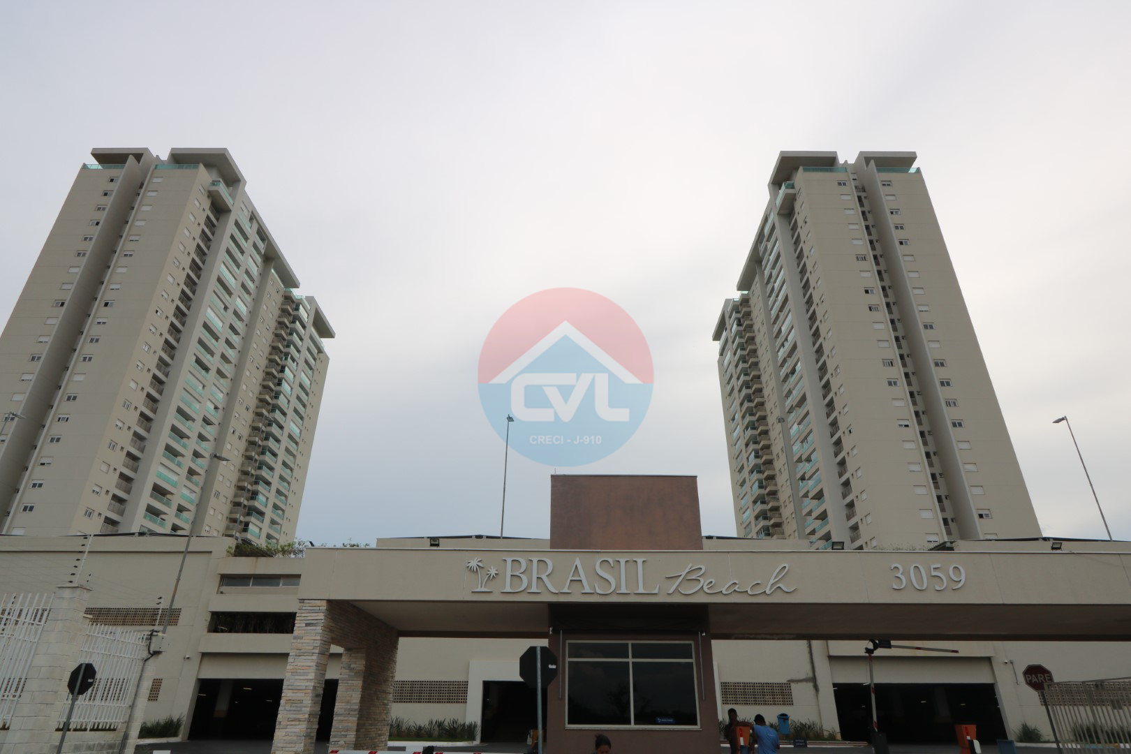 Excelente apartamento no Brasil Beach Resort Cuiabá codigo: 11928