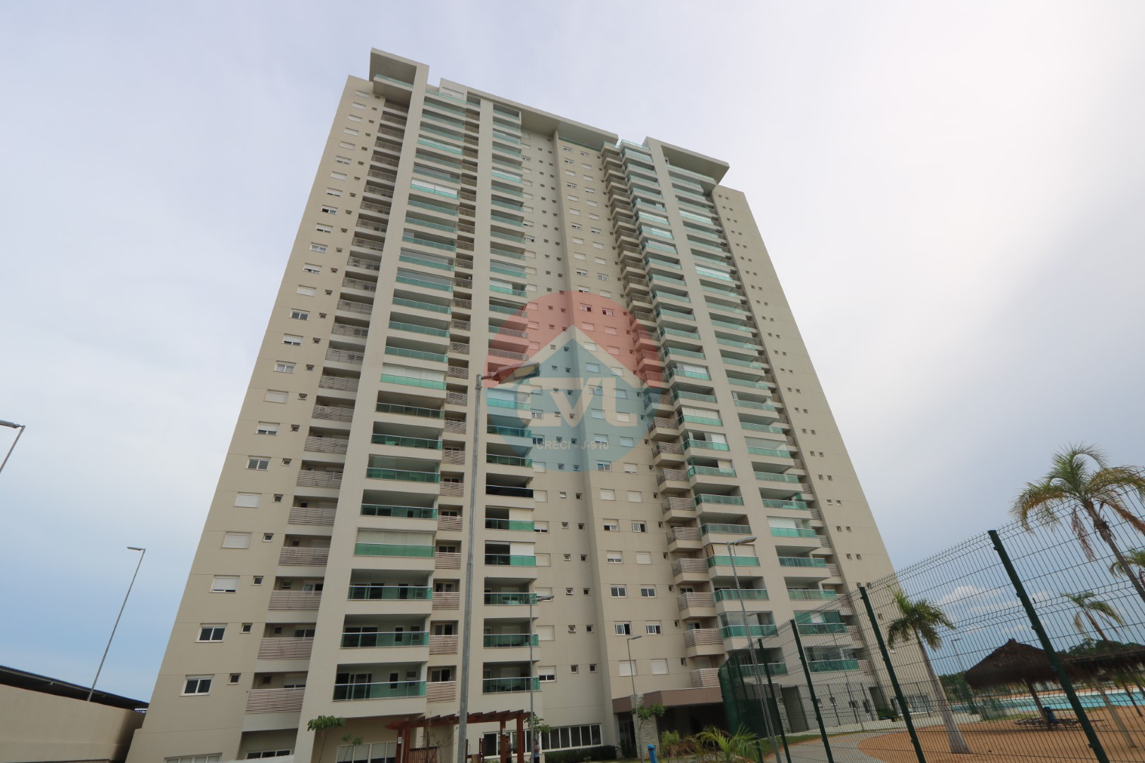 Excelente apartamento no Brasil Beach Resort Cuiabá codigo: 11928