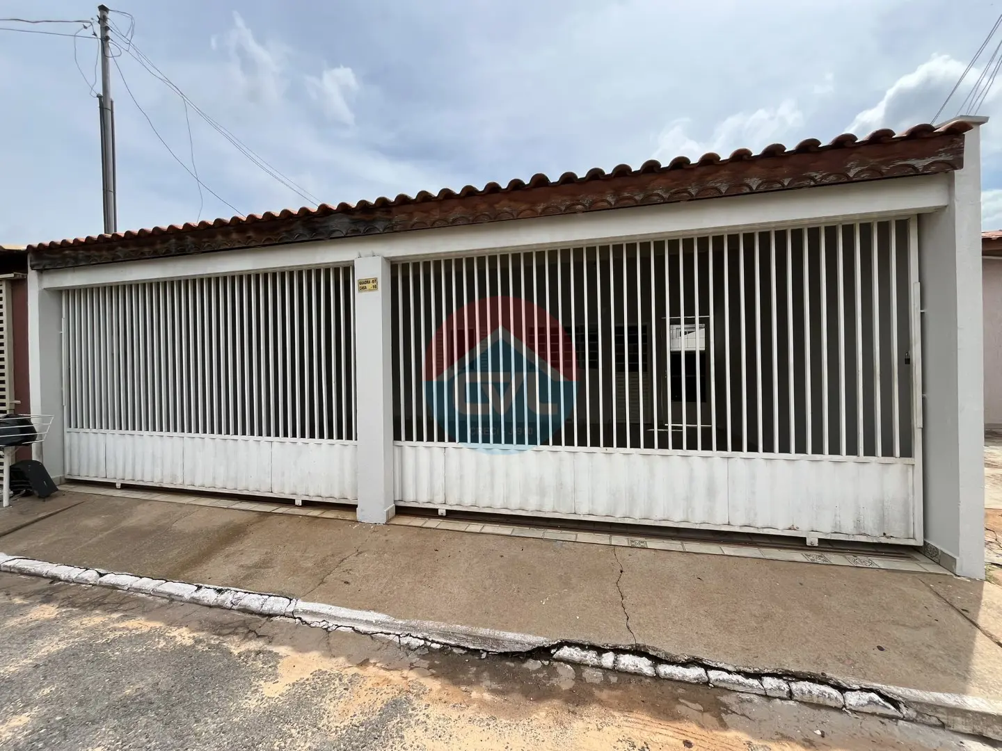CONDOMINIO SÁVIO BRANDÃO: EXCELENTE CASA COM ÓTIMA LOCALIZAÇÃO codigo: 11437