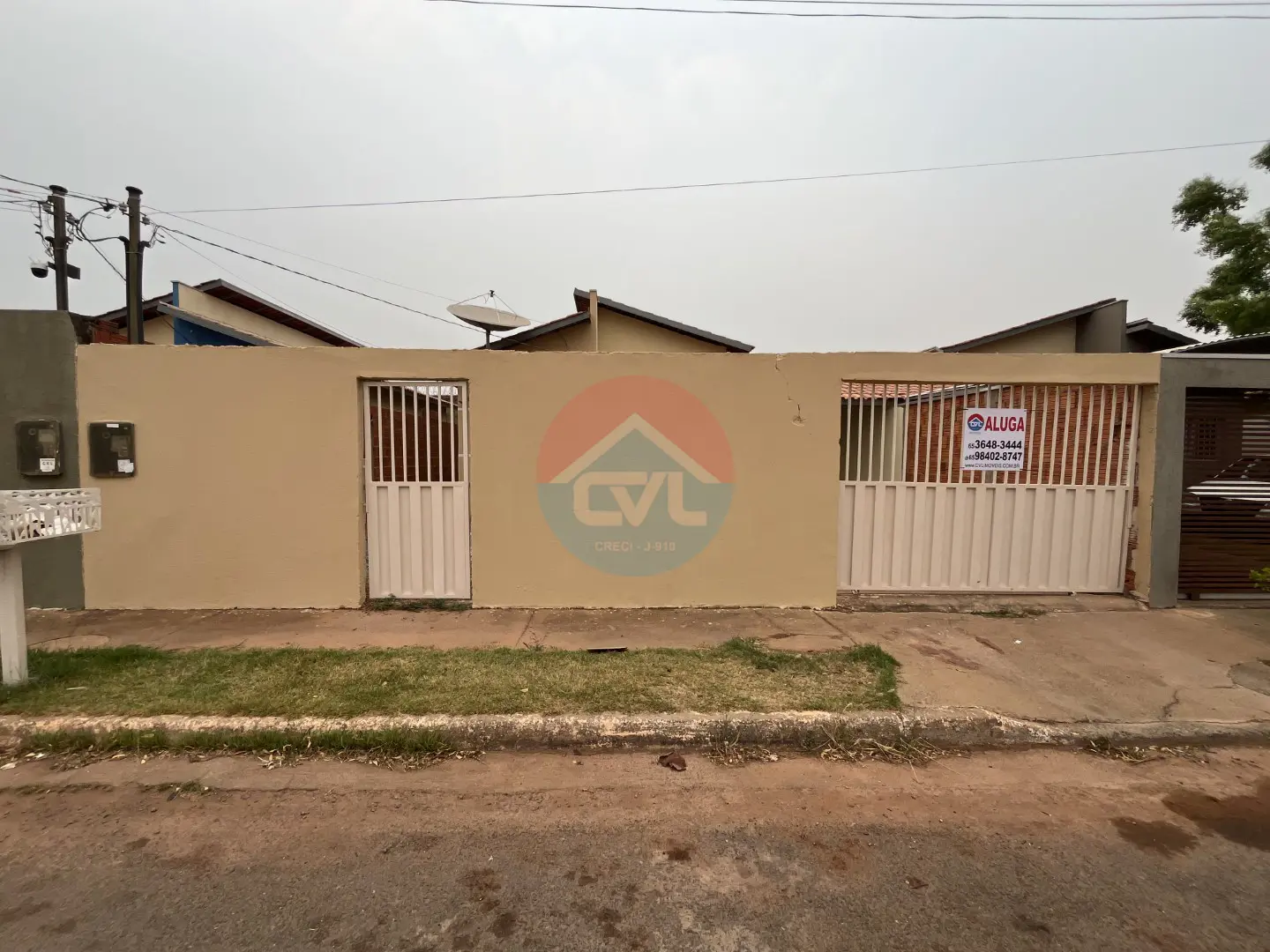 EXCELENTE CASA  LOCALIZADA NO RESIDENCIAL PARQUE DAS AMERICAS, PROXIMO A  COCA COLA  E AO PESQUEIRO 