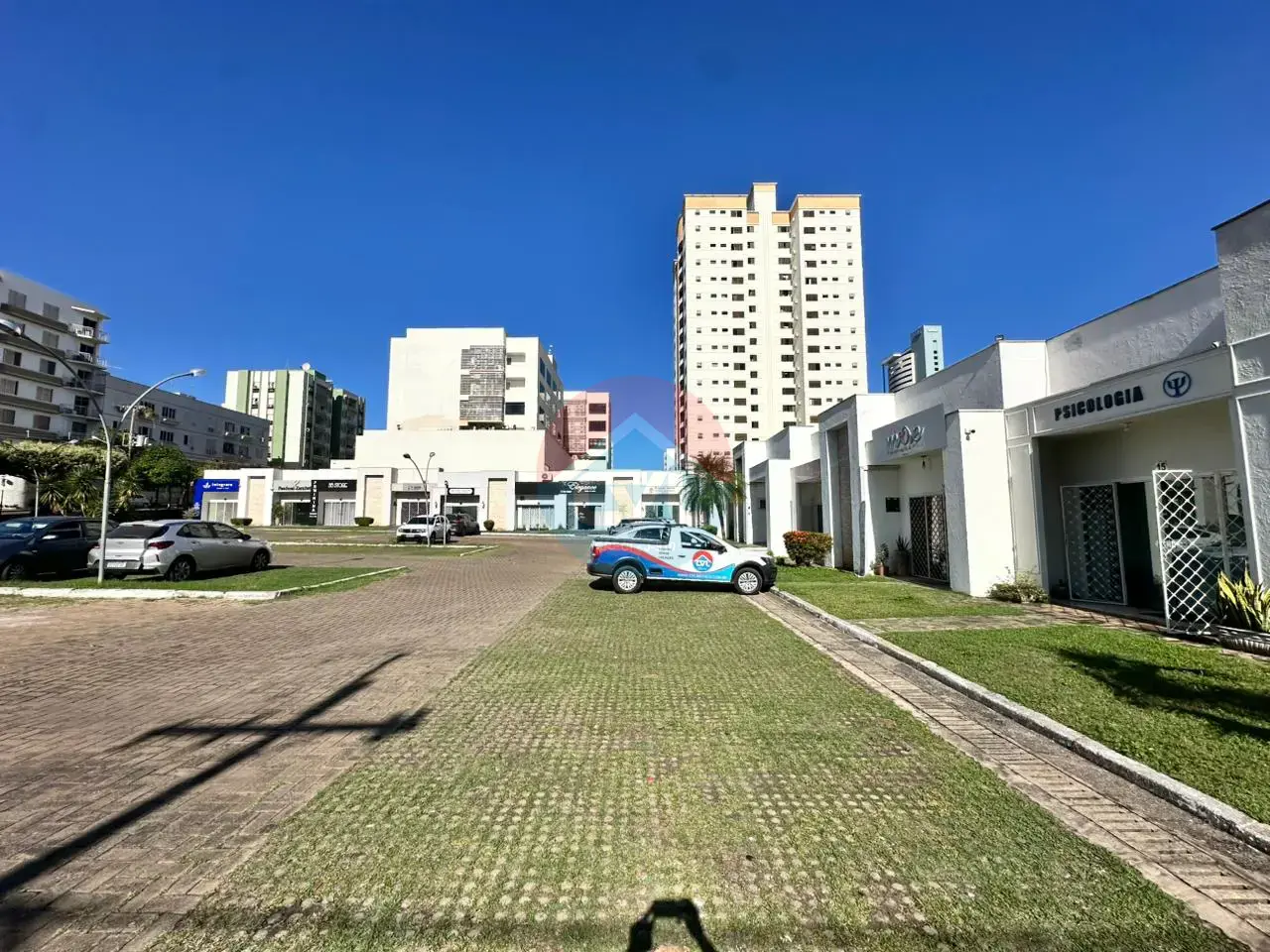 Centro comercial Bosque da Saúde Excelente sala comercial localizada no bairro Bosque da Saúde cod