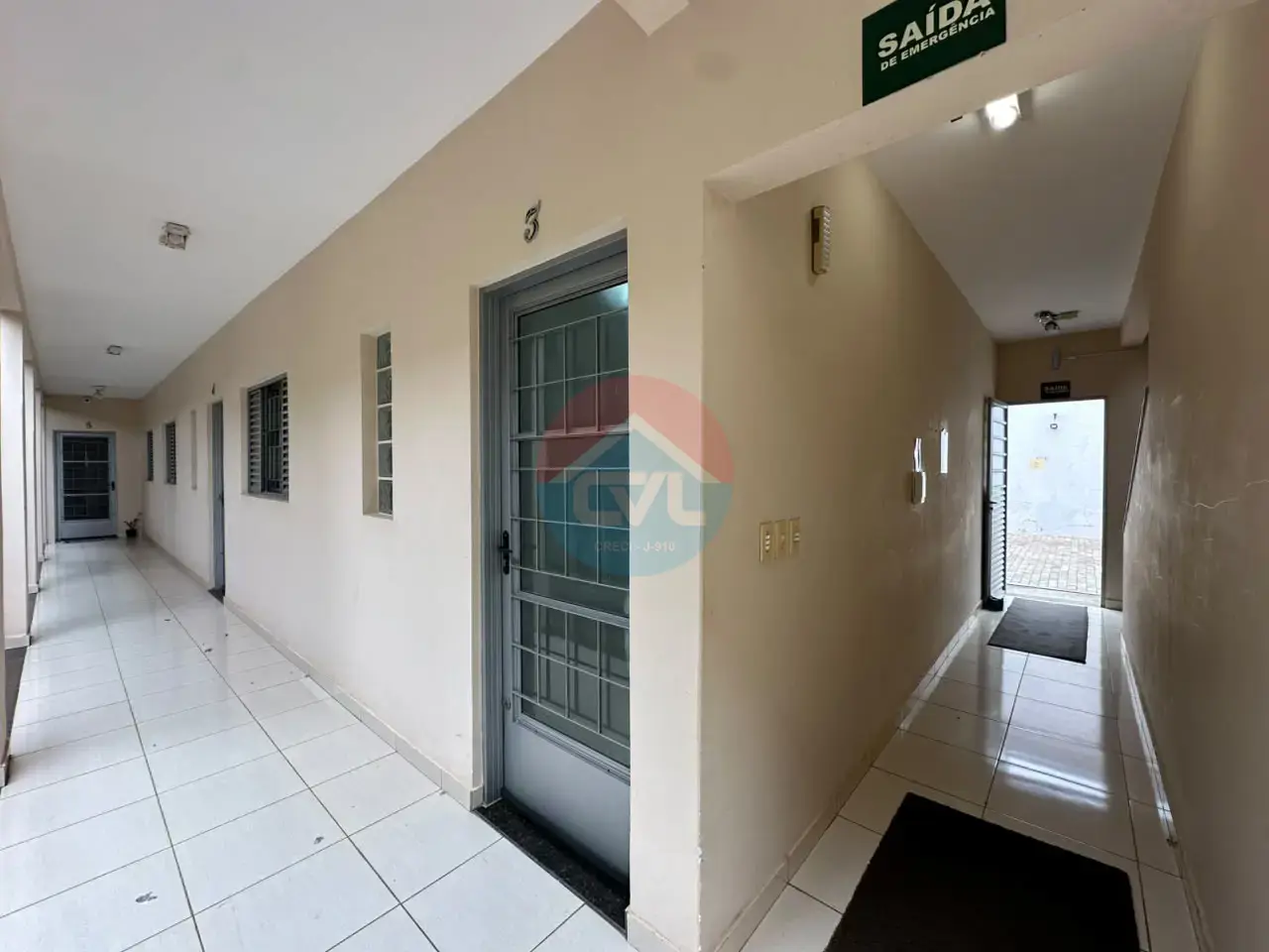 Apartamento de 01 quarto com armários no bairro Poção codigo: 354250
