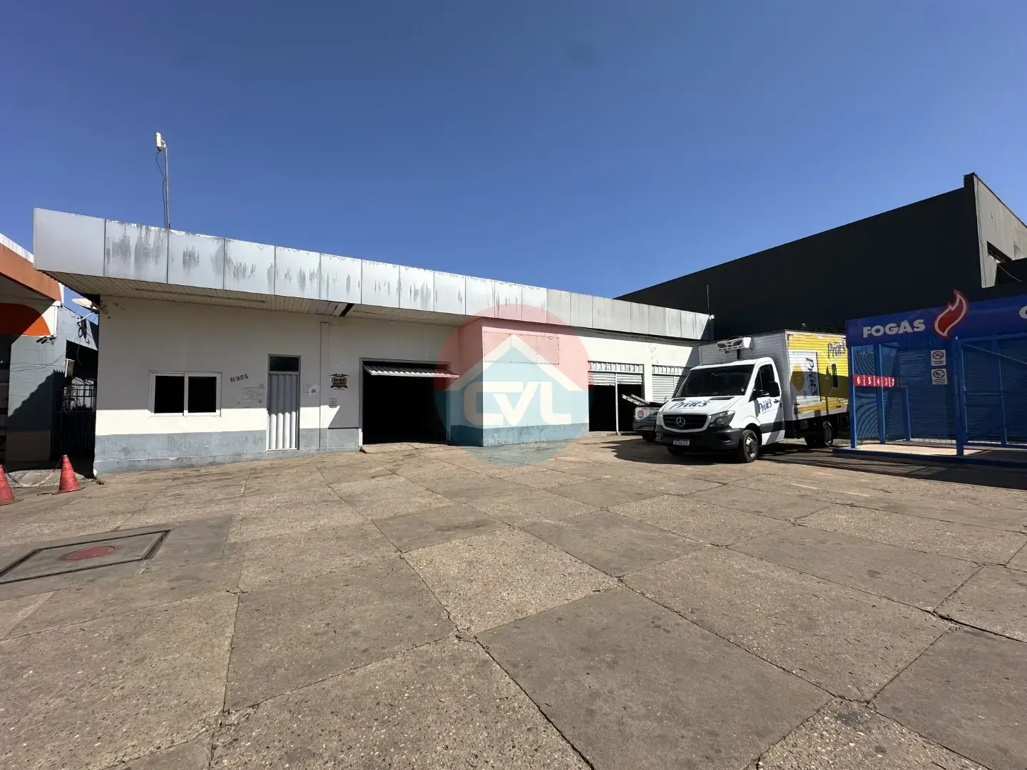 EXCELENTE BARRACÃO COMERCIAL, LOCALIZADO NA AV. MIGUEL SUTIL, BAIRRO CIDADE VERDE codigo: 354223