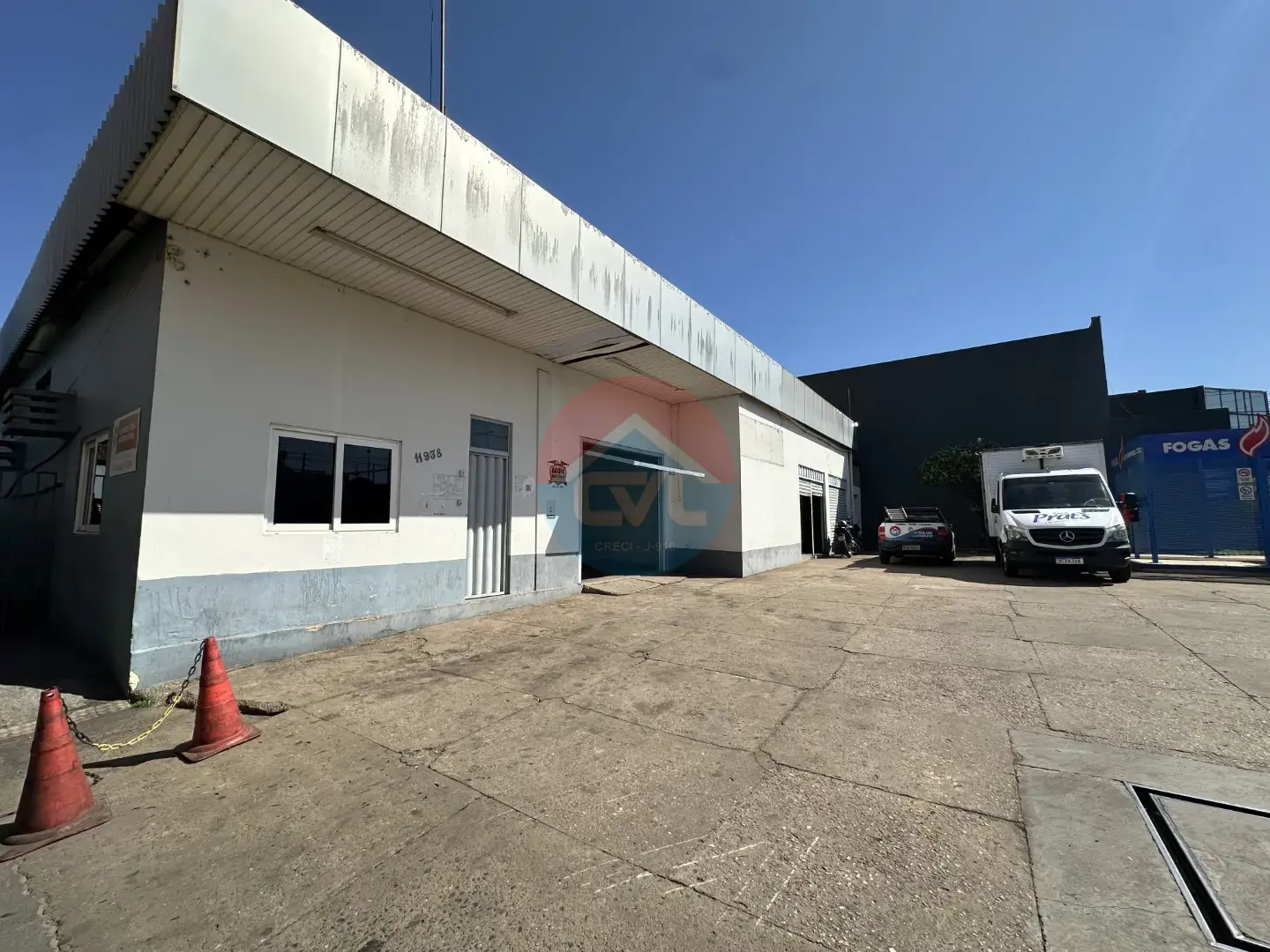 EXCELENTE BARRACÃO COMERCIAL, LOCALIZADO NA AV. MIGUEL SUTIL, BAIRRO CIDADE VERDE codigo: 354223