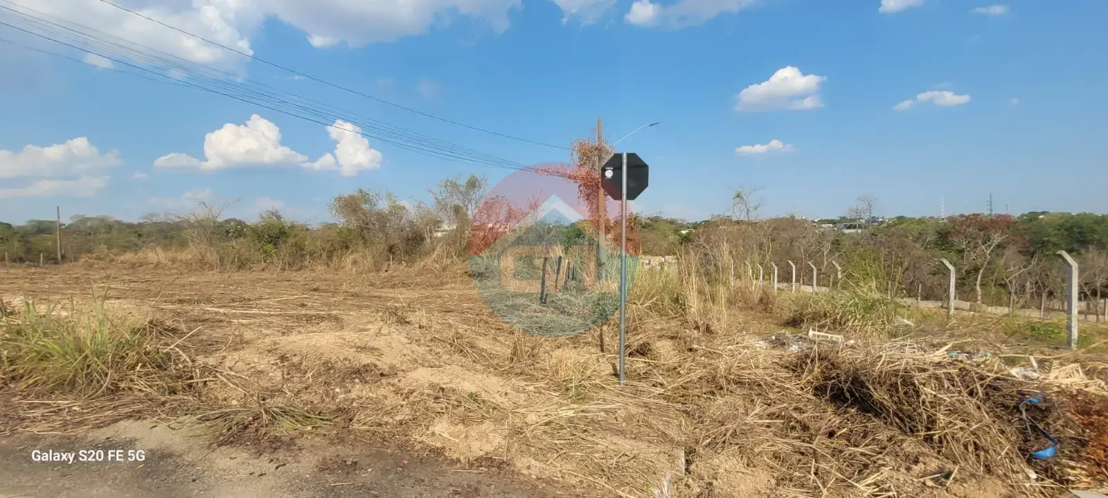 Terrenos juntos bem próximos a avenida das TORRES e JD. ITÁLIA;  totalizando 2.160 mts² codigo: 3