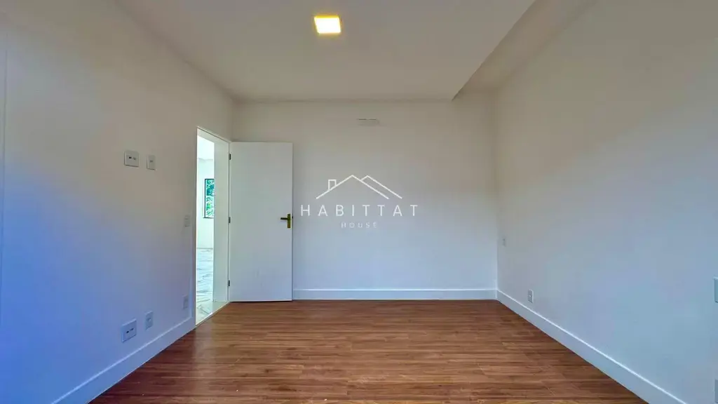 Miniatura 17