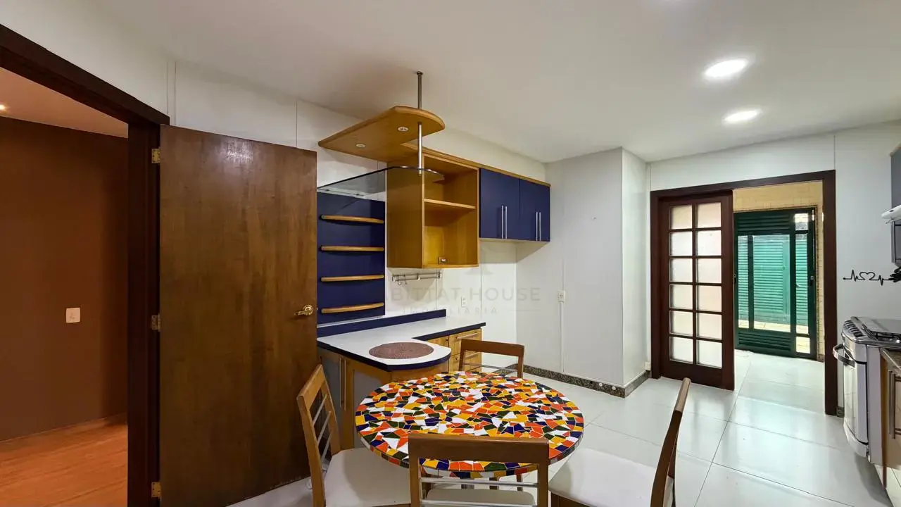 Miniatura 12
