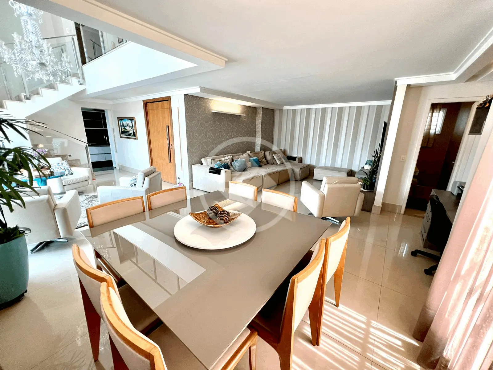 Apartamento Duplex Setor Bueno, Goiânia - GO — foto 1