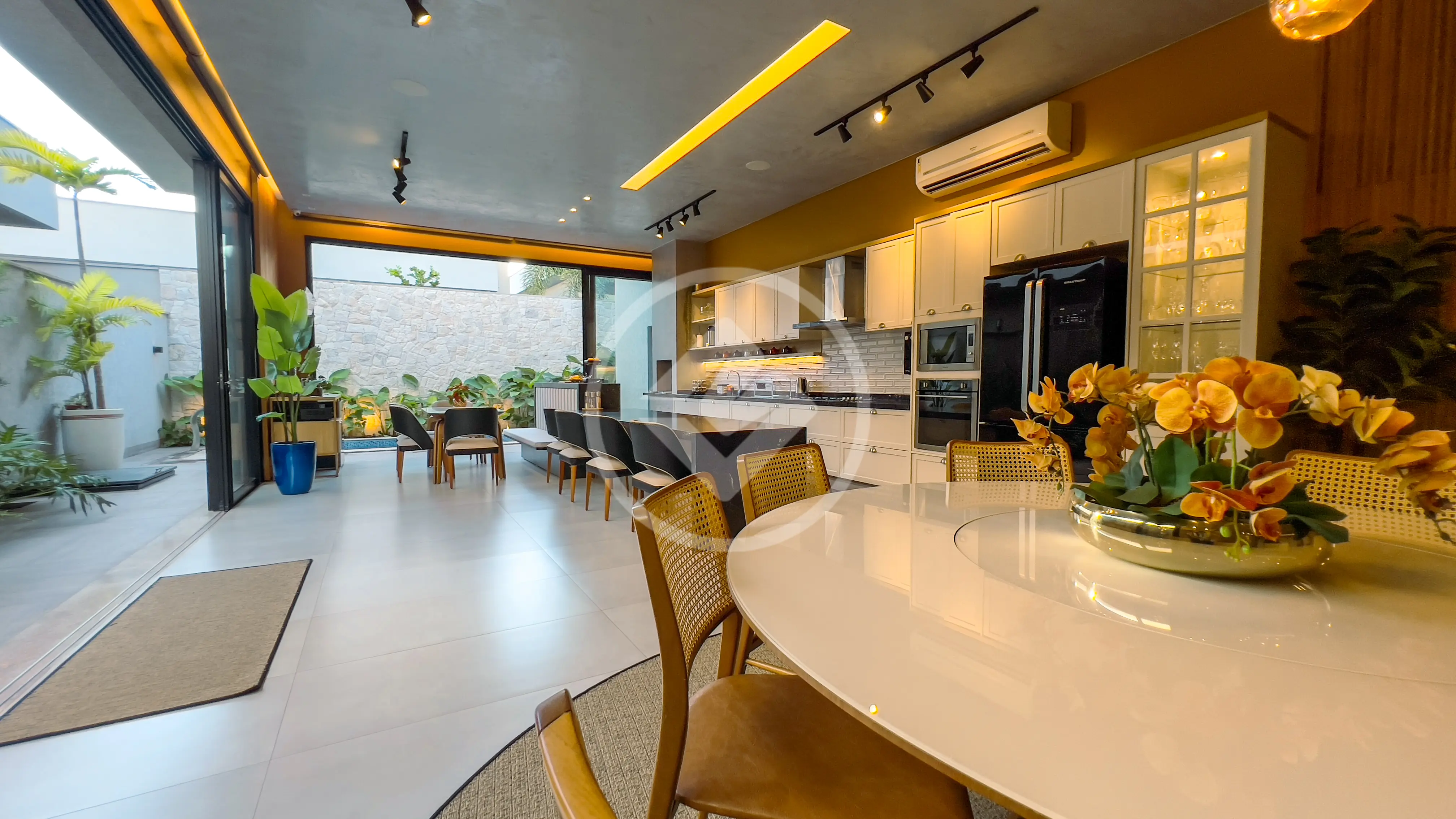 Casa Condomínio Jardins Verona, Goiânia - GO — foto 1