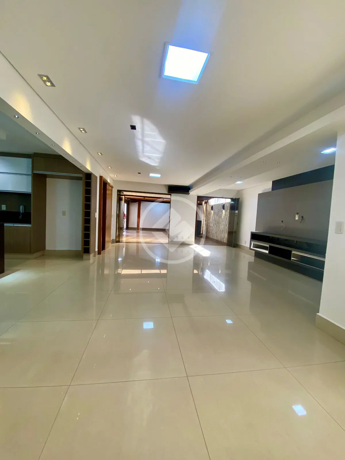 Apartamento Setor Bueno, Goiânia - GO — foto 1