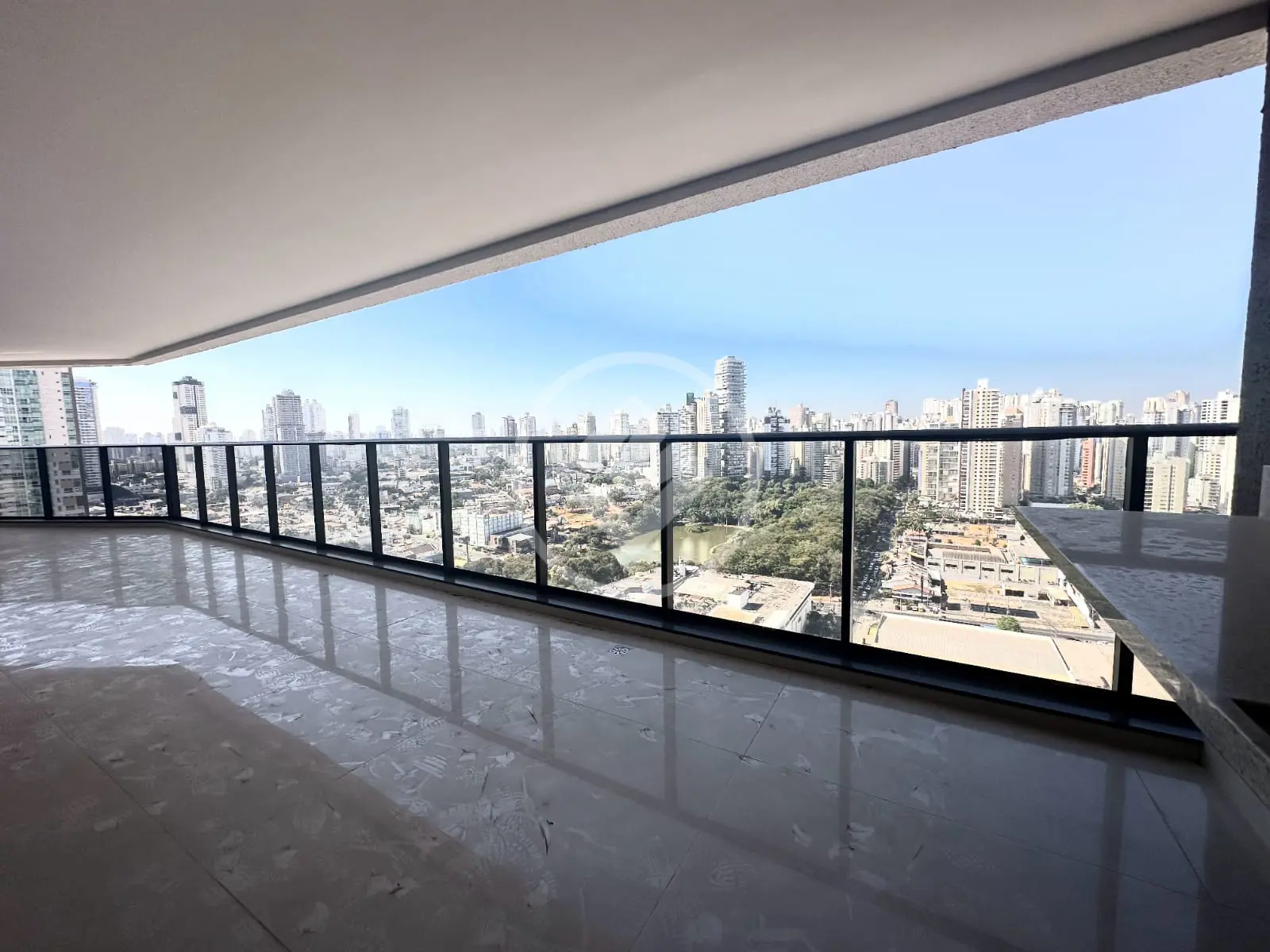 Apartamento Setor Bueno, Goiânia - GO — foto 1