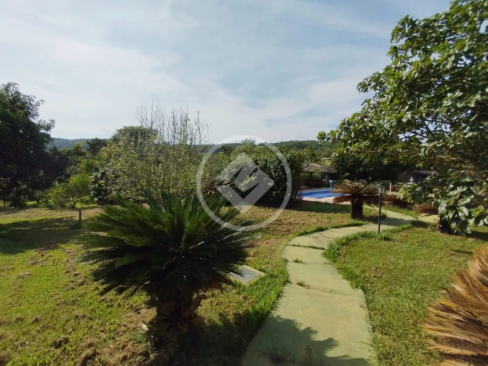 Imagem 1 - Chácara em Condominio Águas da Serra, Hidrolândia - GO