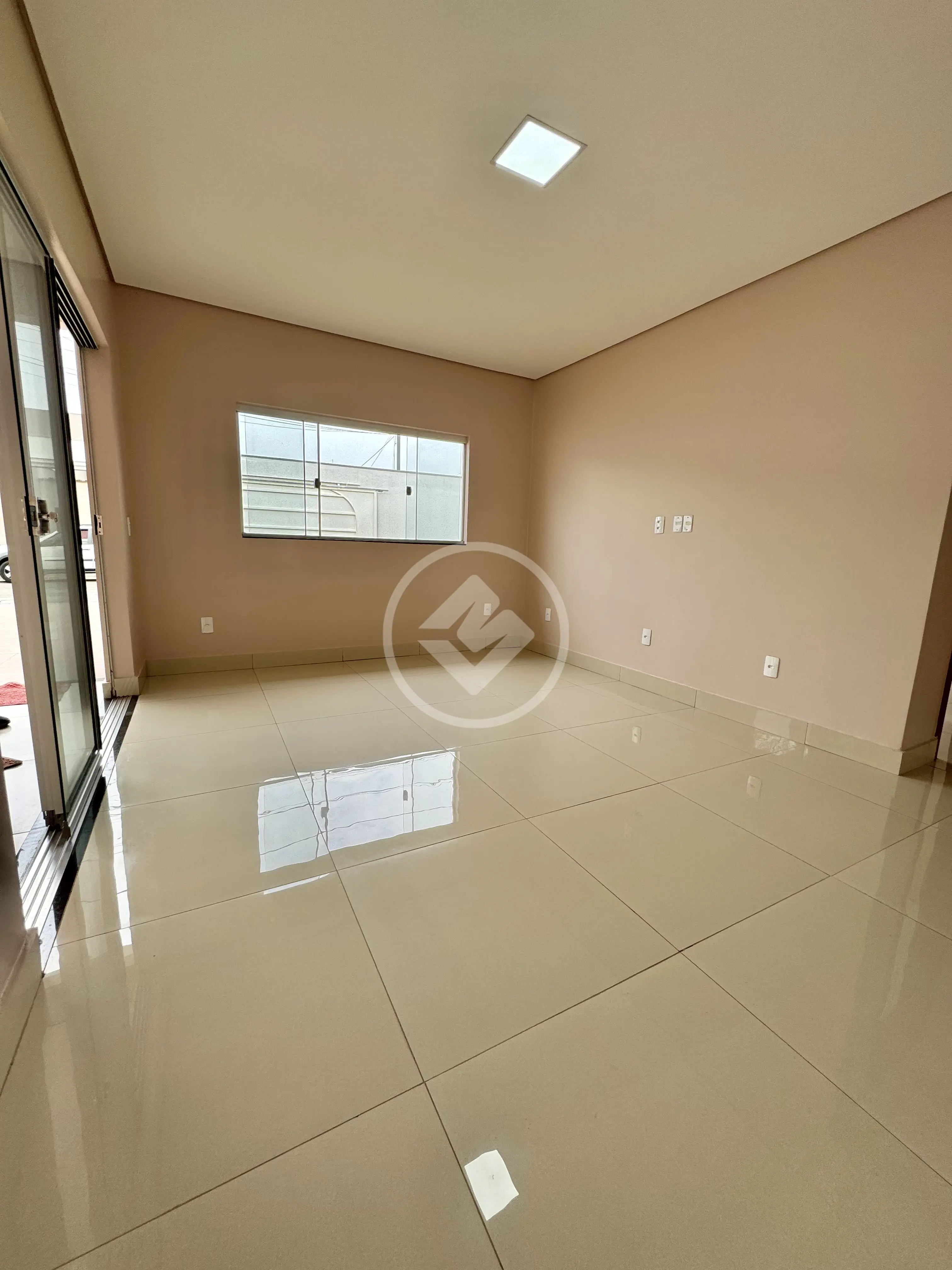 Imagem 2 - Casa em Jardim Brasil, Goiânia - GO