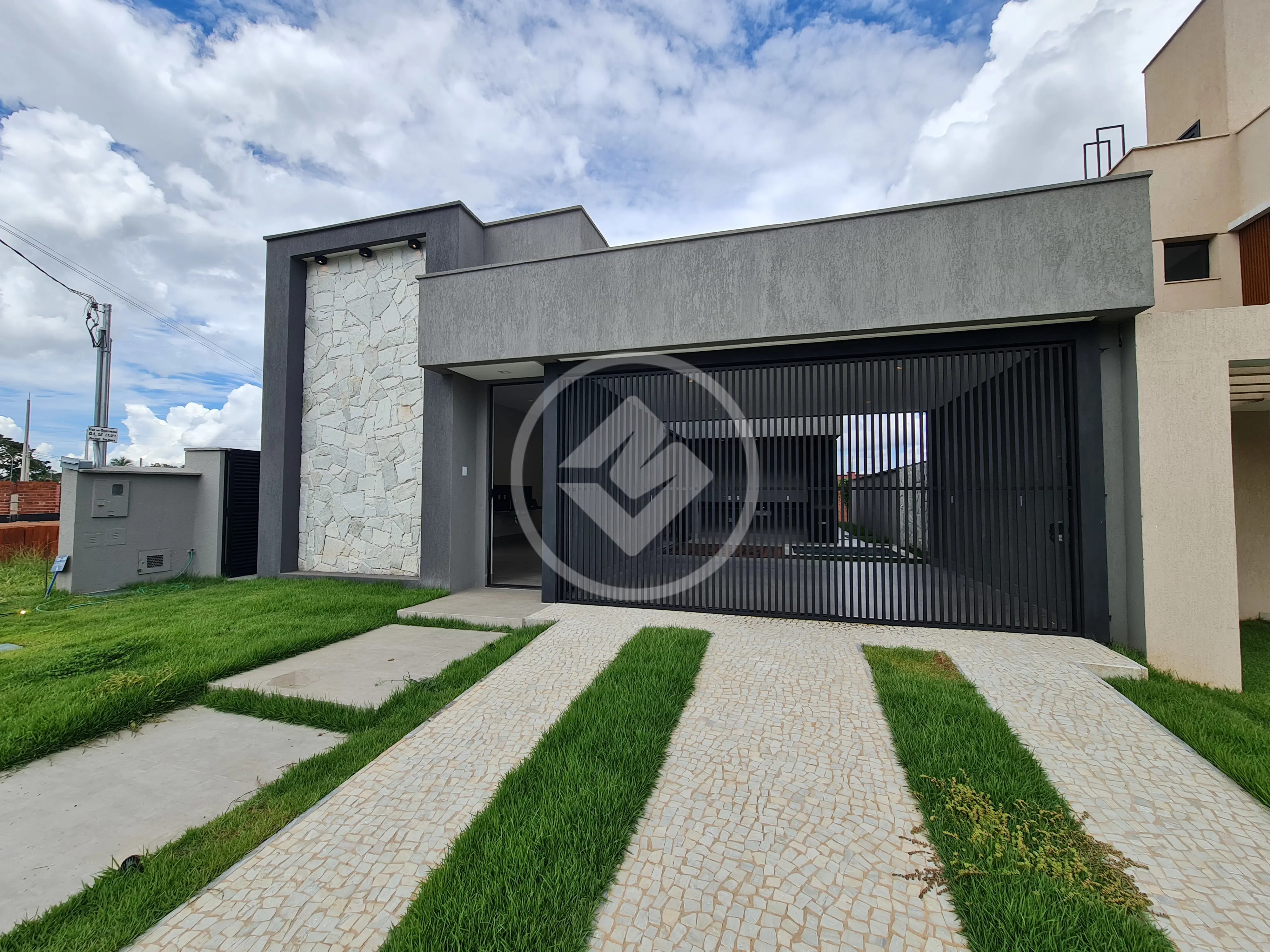 Casa Condomínio Jardins Bolonha, Senador Canedo - GO — foto 1