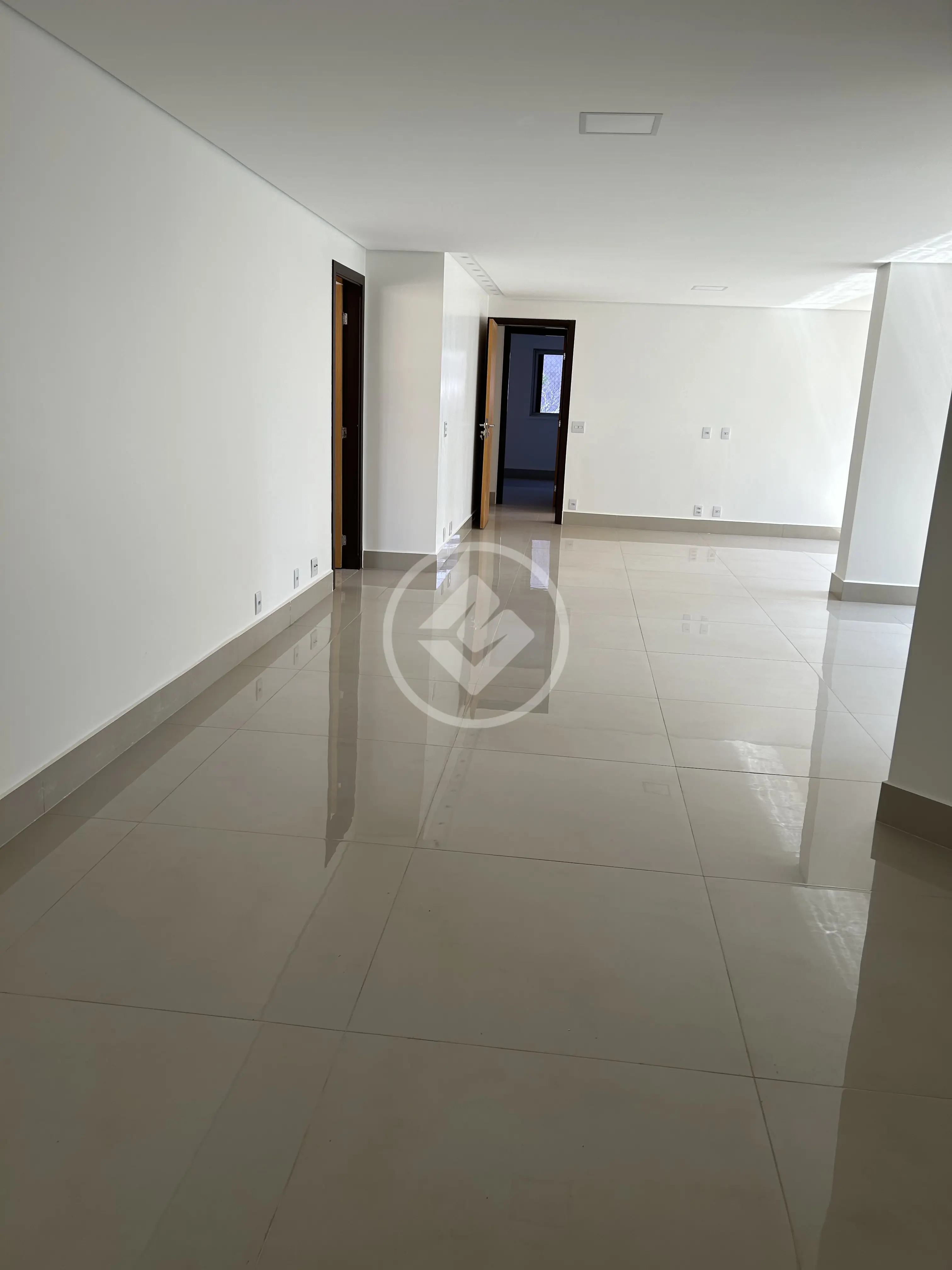 Apartamento Setor Oeste, Goiânia - GO — foto 2