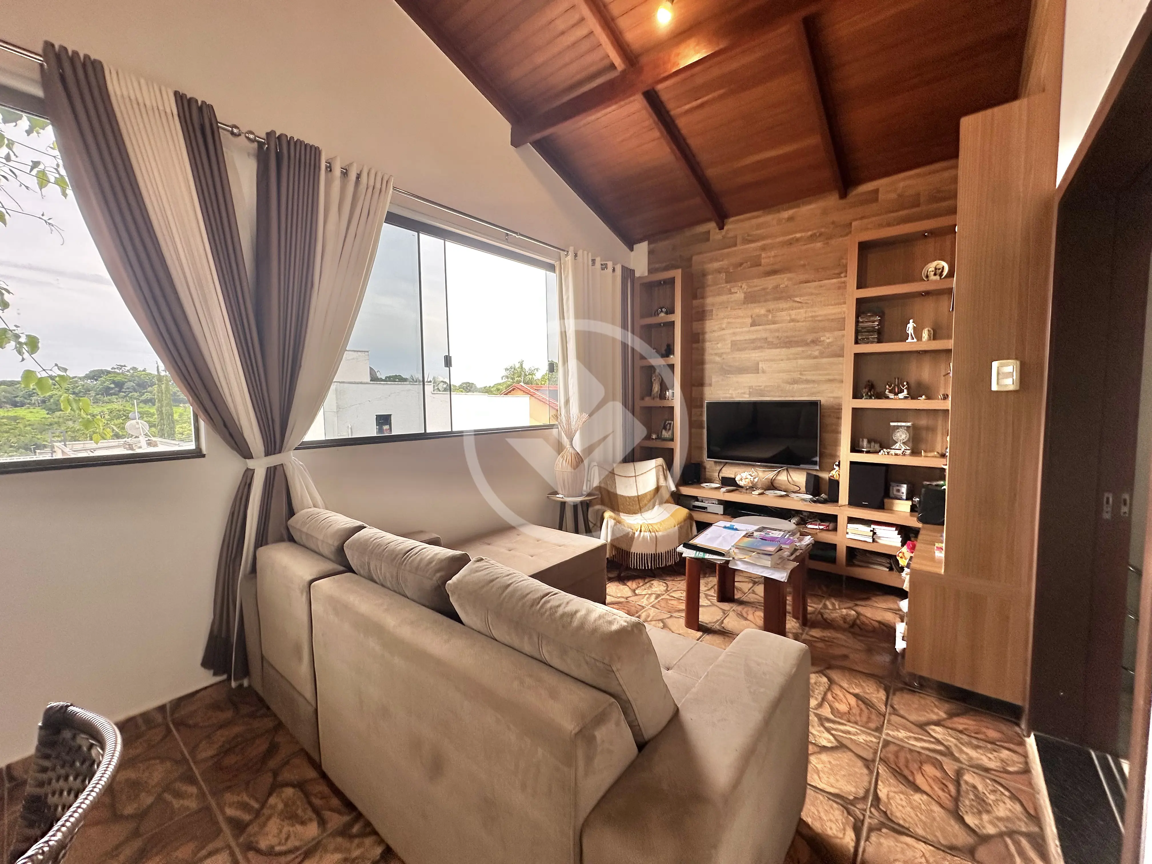 Imagem 3 - Sobrado Em Condomínio em Fazenda Petrópolis - Residencial Monte Verde, Goiânia - GO