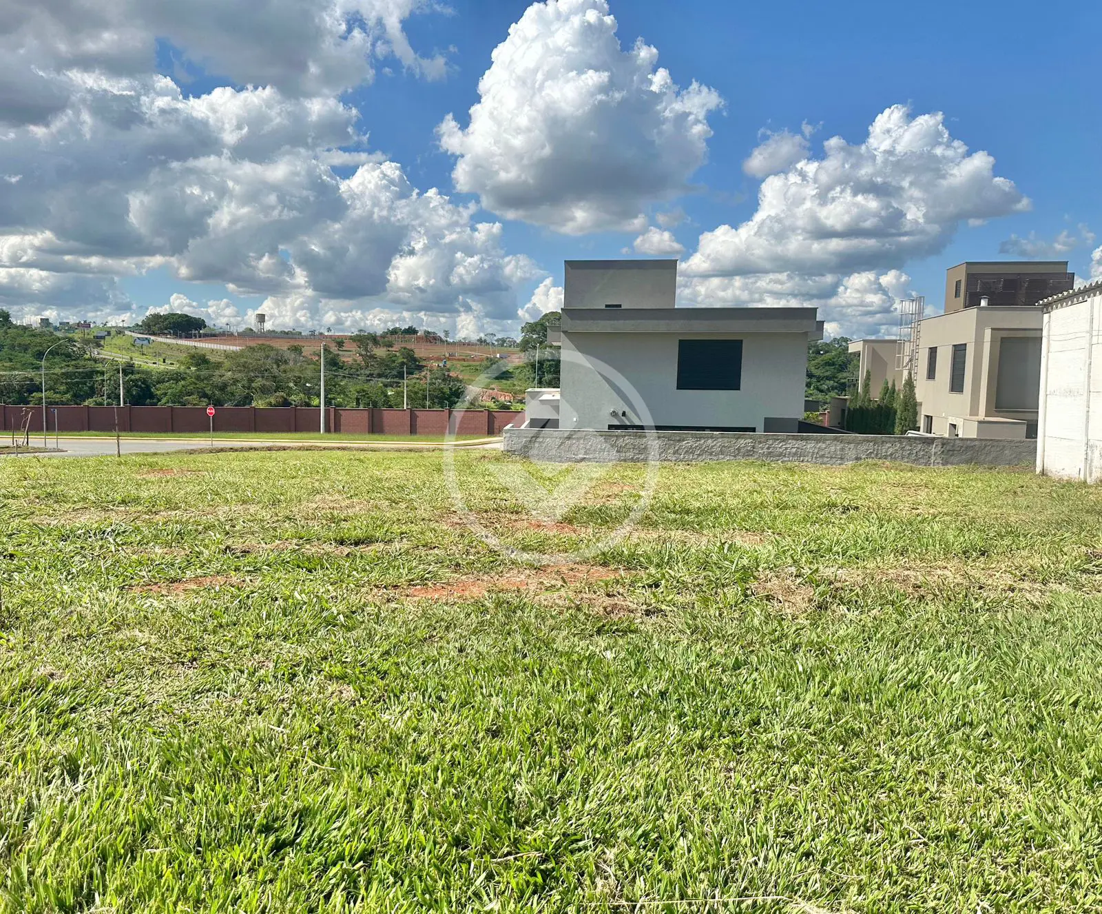 Imagem 1 - Terreno Condomínio em Jardins França, Goiânia - GO