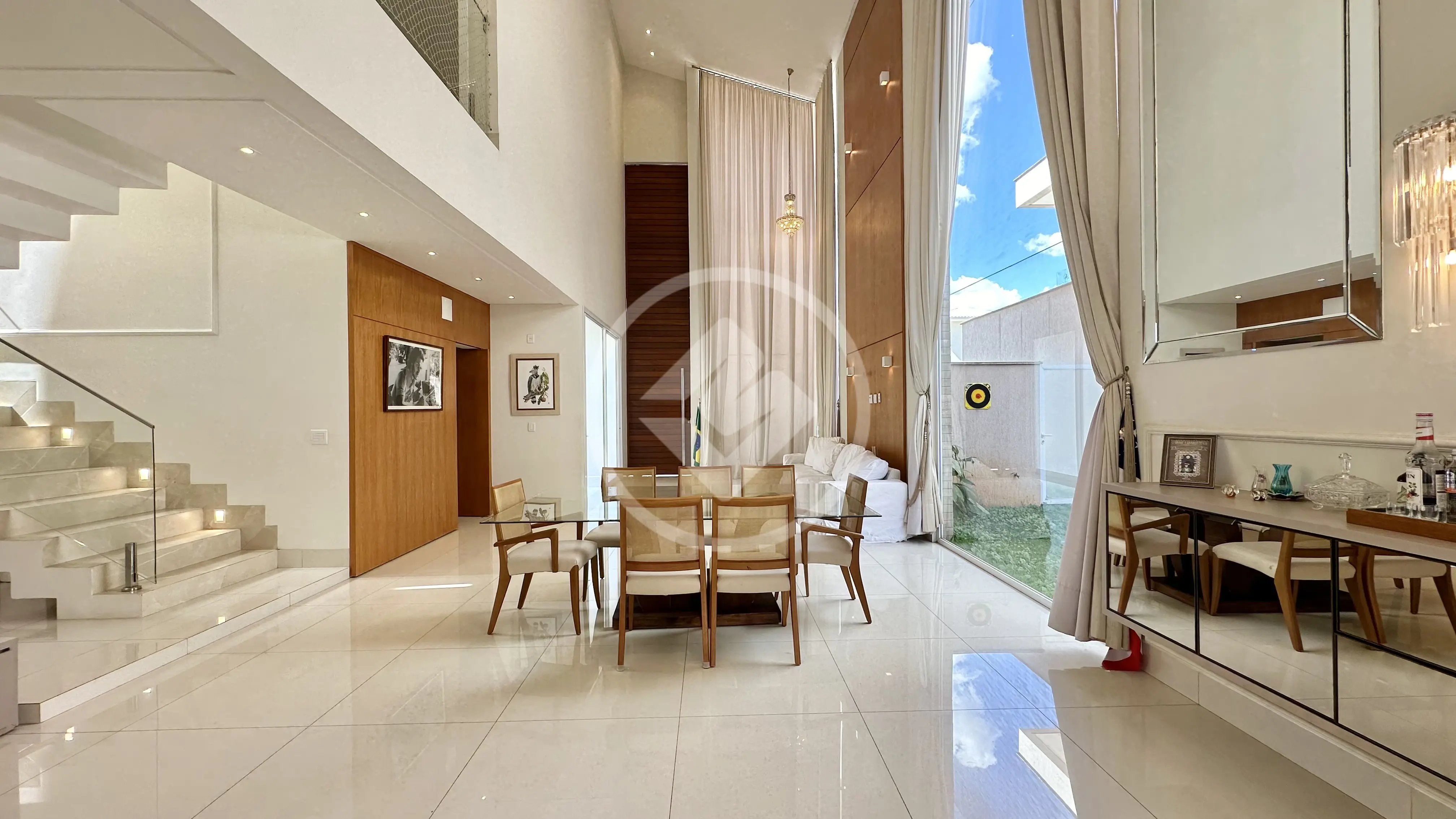 Sobrado Em Condomínio Residencial Goiânia Golfe Clube, Goiânia - GO — foto 1