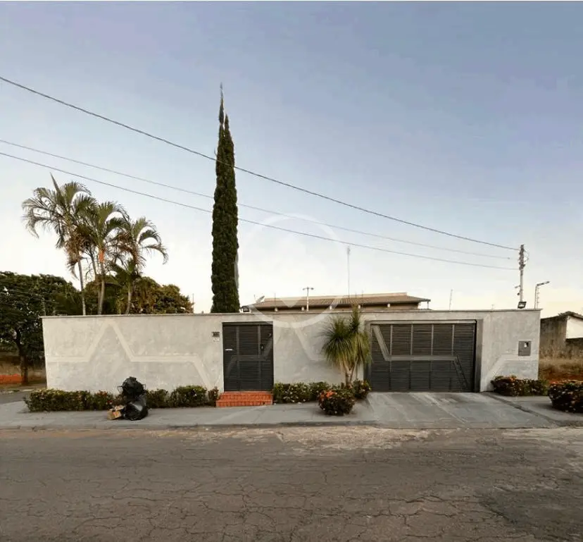 Casa Jardim Califórnia, Goiânia - GO — foto 1