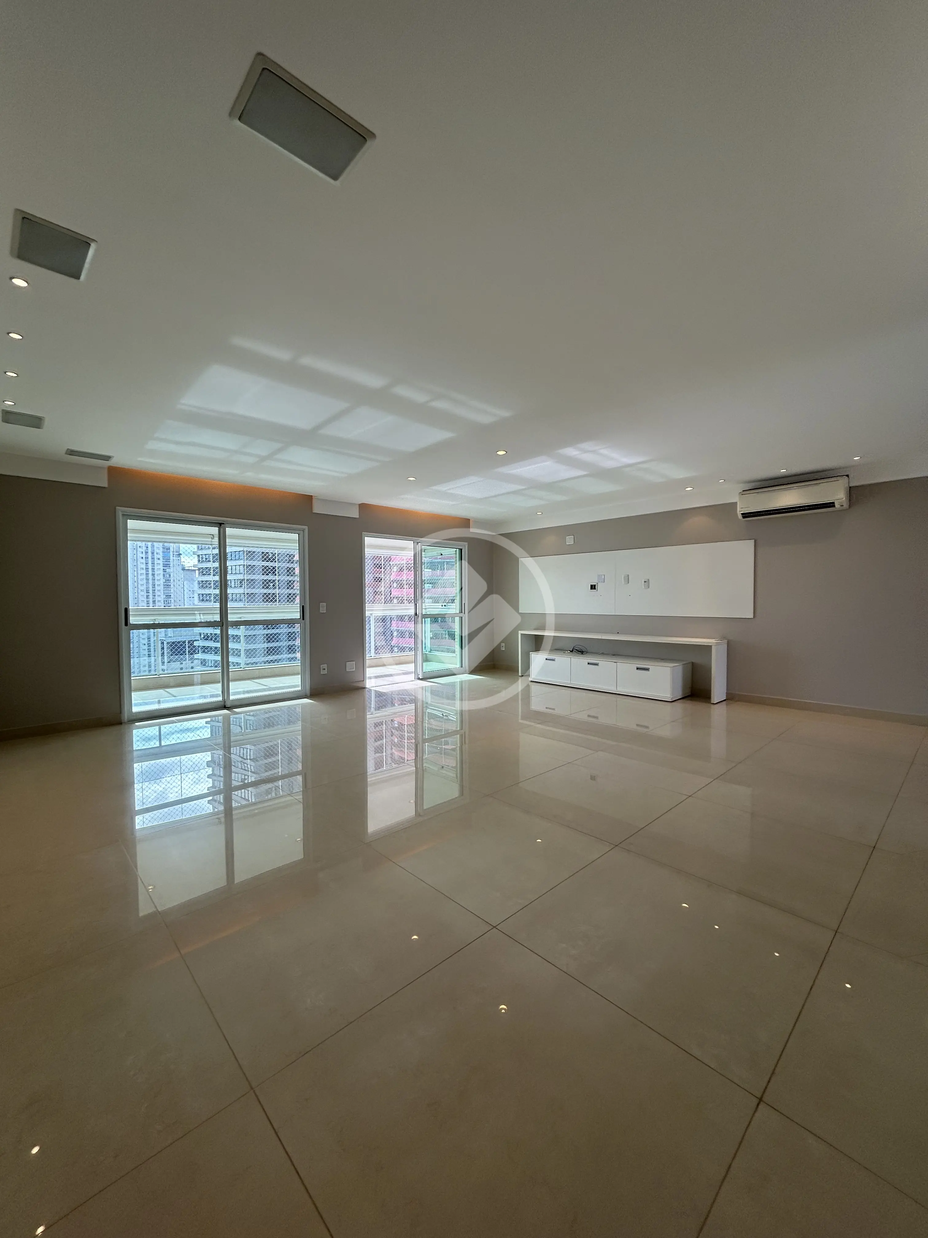 Imagem 2 - Apartamento em Setor Oeste, Goiânia - GO