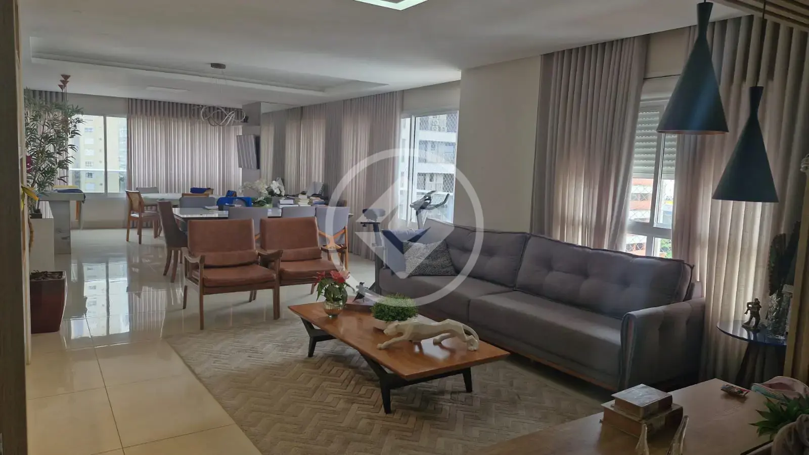 Image 2 - Apartamento em Setor Bueno, Goiânia - GO