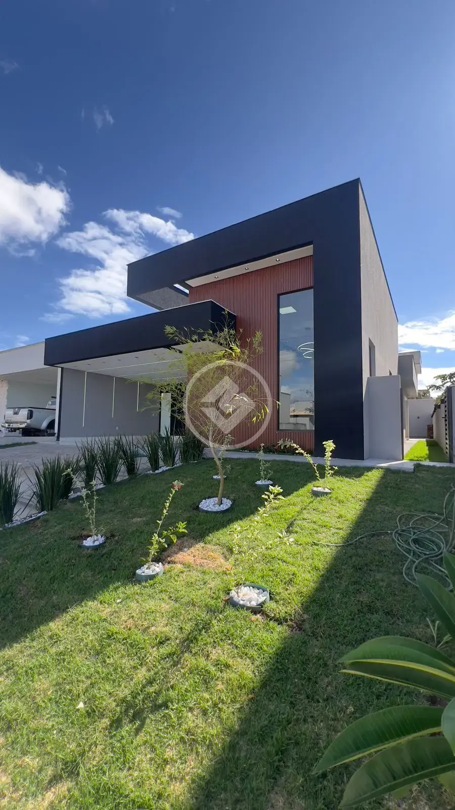 Imagem 1 - Casa Condomínio em Residencial Jardim Veneza, Senador Canedo - GO