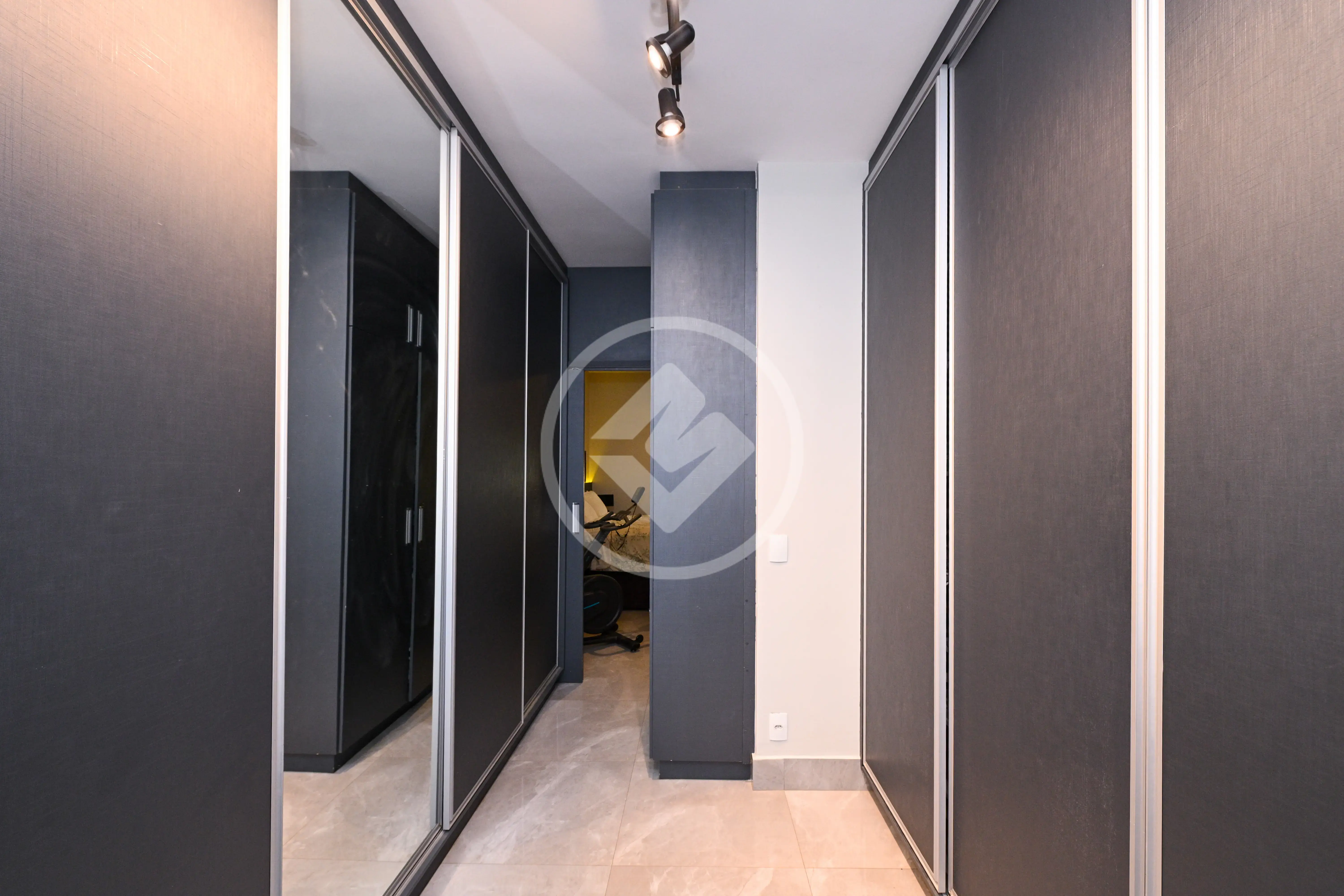 Imagem 2 - Sobrado Em Condomínio em Loteamento Alphaville Residencial, Goiânia - GO