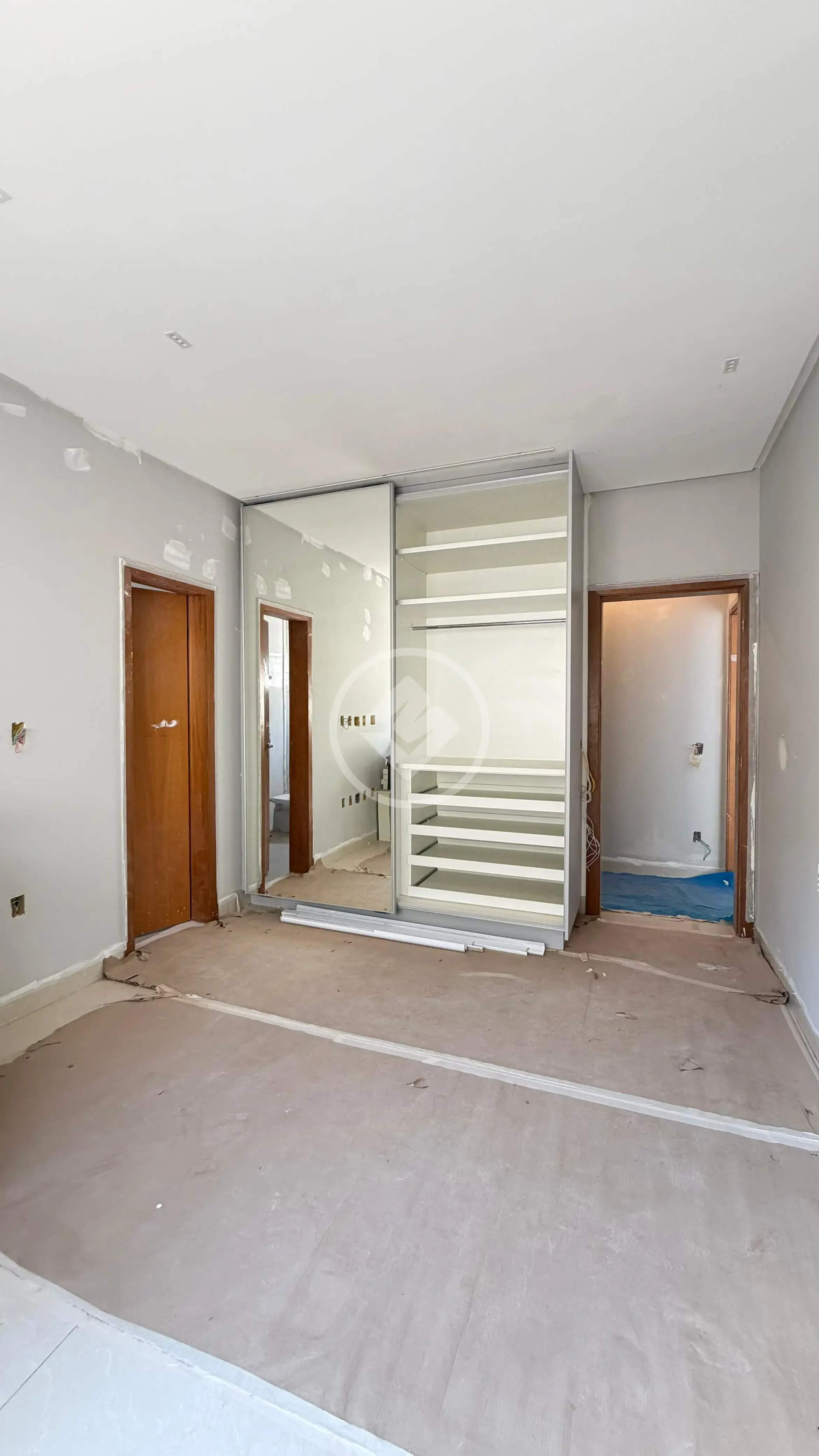 Imagem 1 - Casa em Loteamento Alphaville Residencial, Goiânia - GO