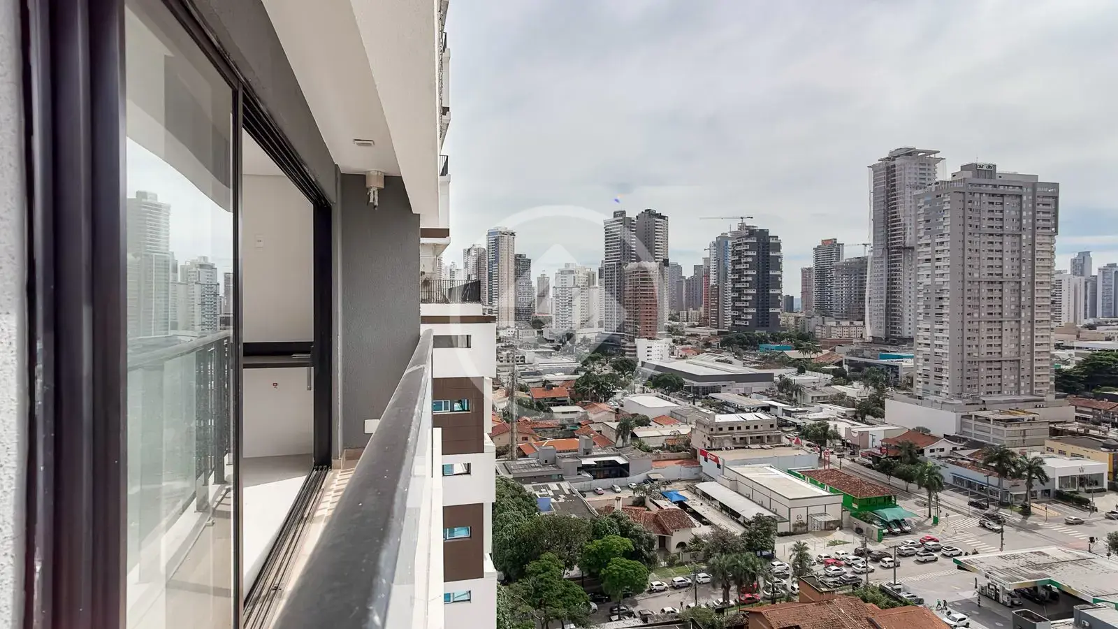 Image 2 - Apartamento em Setor Bueno, Goiânia - GO