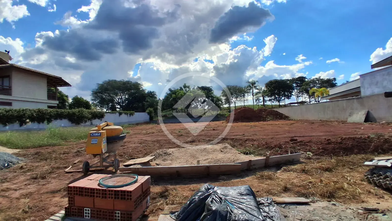 Imagem 1 - Terreno Condomínio em Residencial Goiânia Golfe Clube, Goiânia - GO