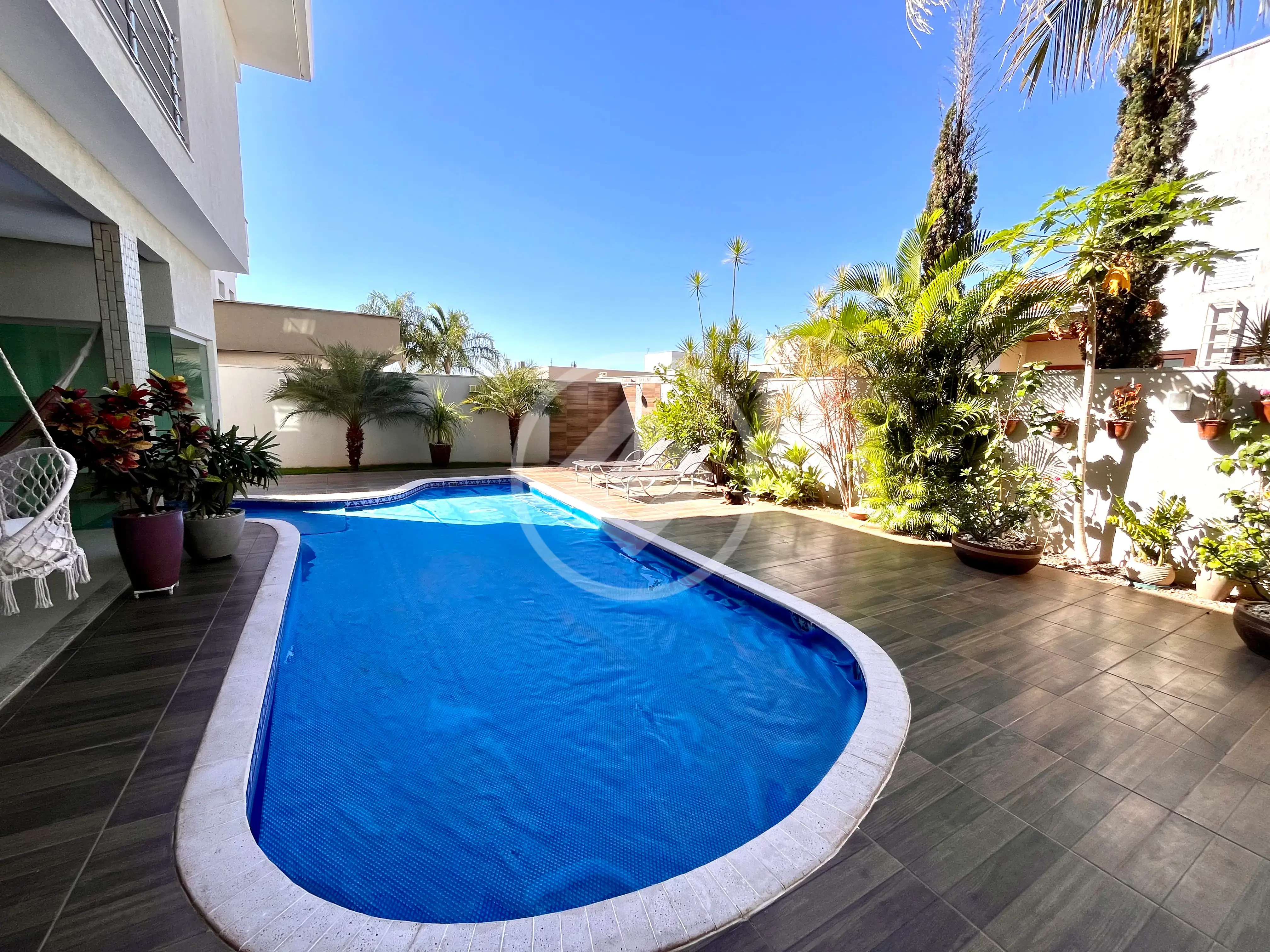 Image 2 - Sobrado Em Condomínio em Alphaville Flamboyant Residencial Araguaia, Goiânia - GO