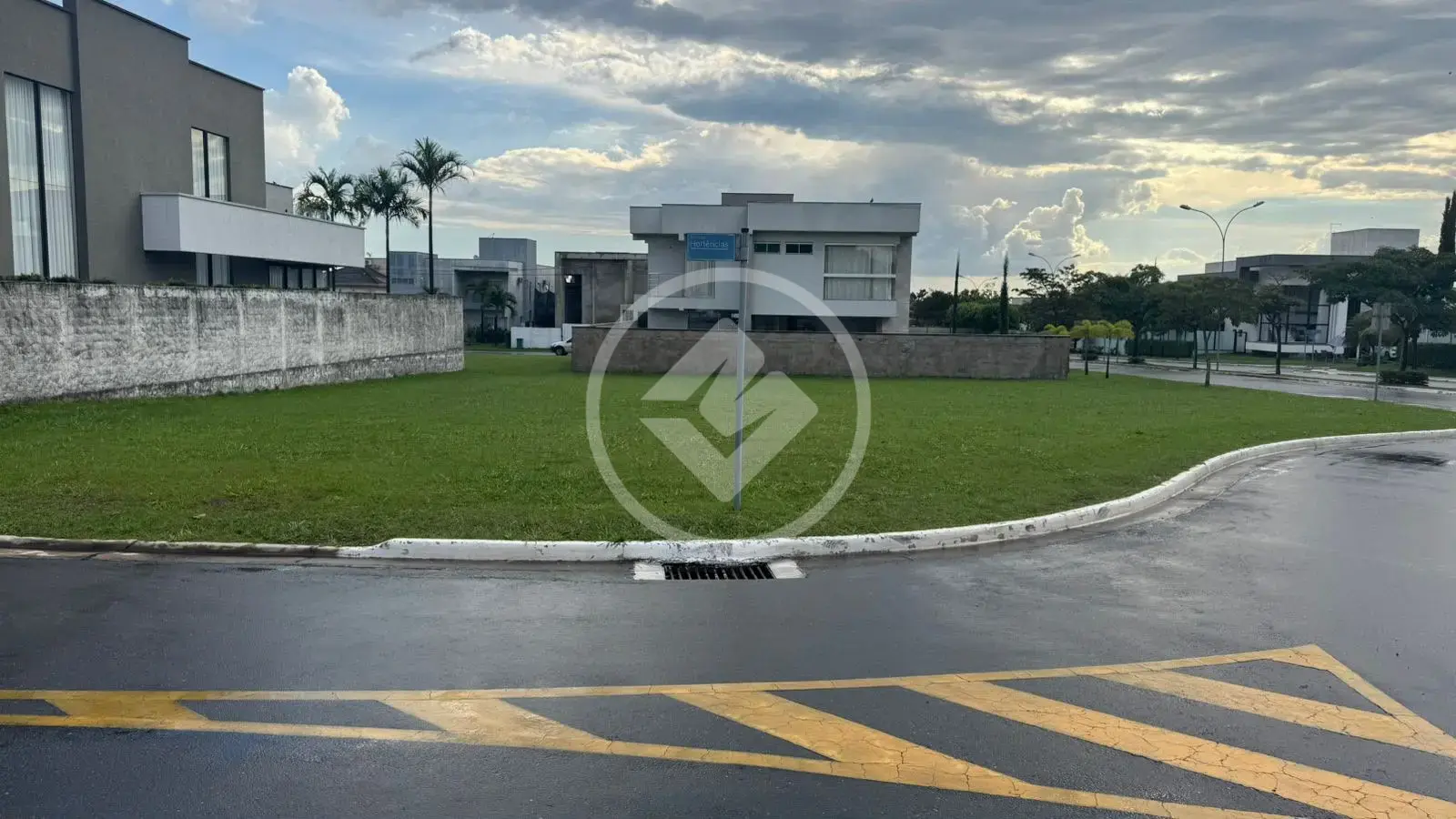 Imagem 1 - Terreno Condomínio em Jardins Lisboa, Goiânia - GO