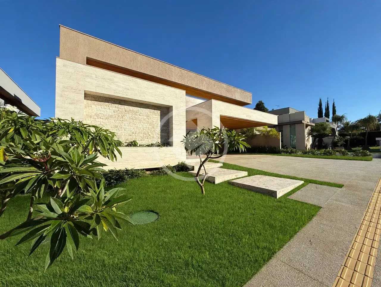 Image 2 - Casa Condomínio em Jardins Milão, Goiânia - GO