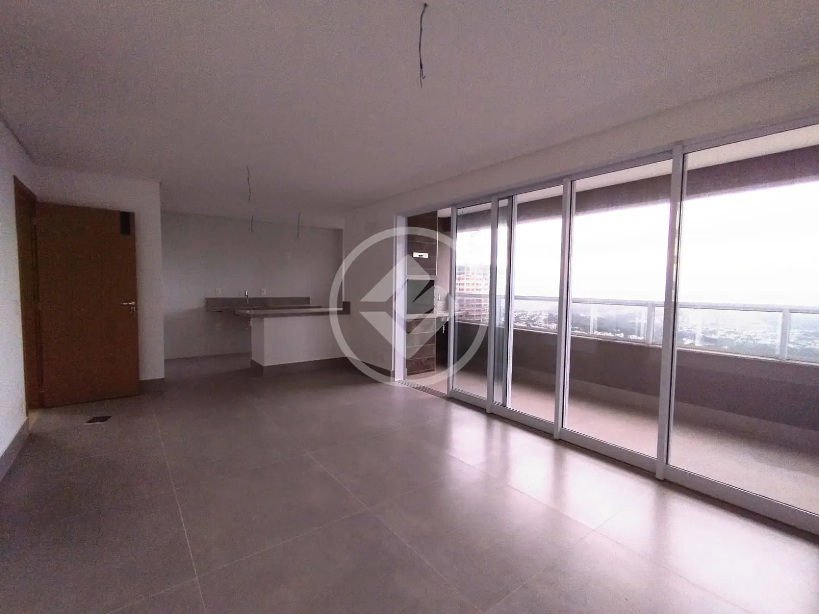 Imagem 3 - Apartamento em PARK LOZANDES, Goiânia - GO