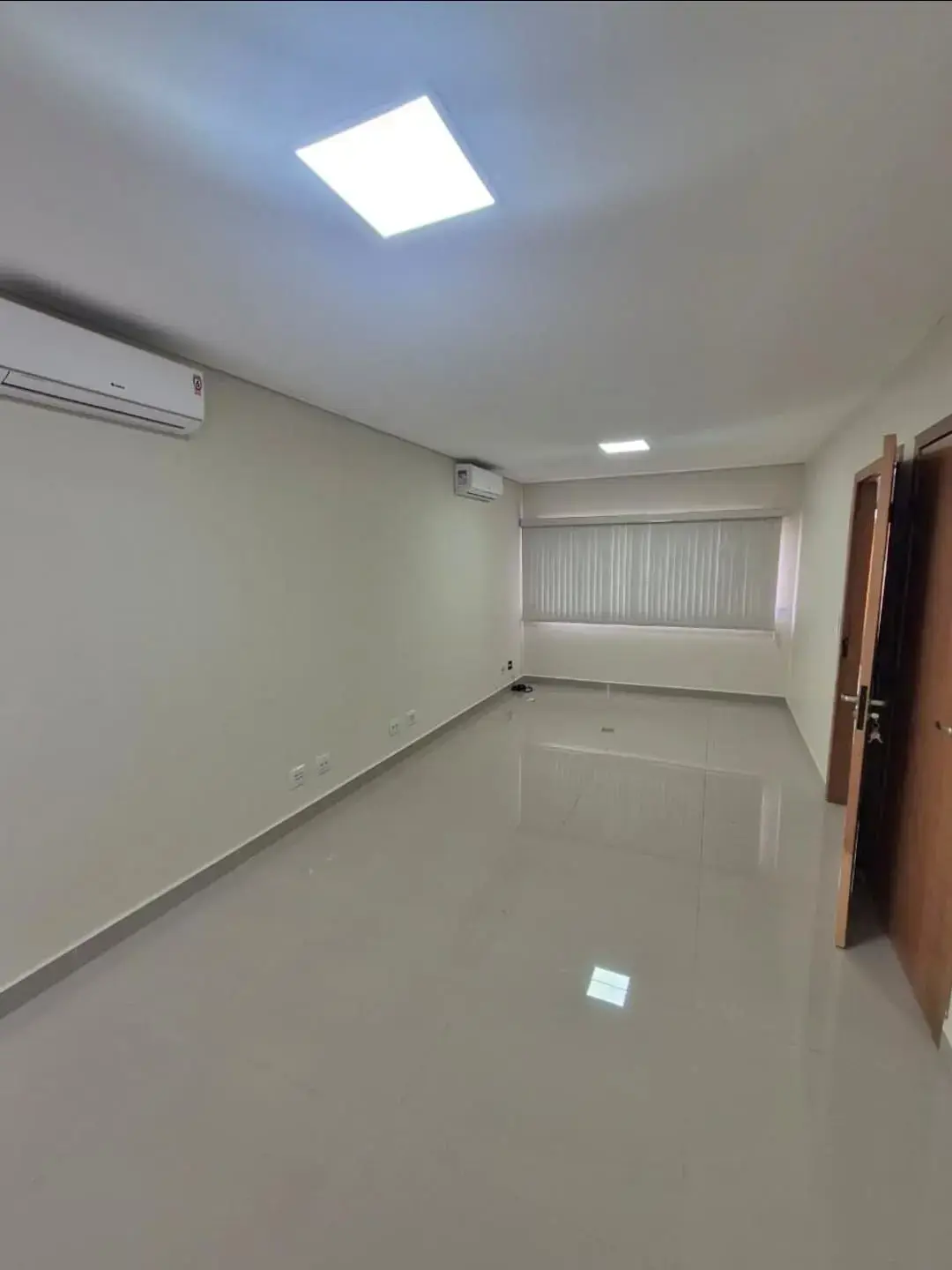 Imagem 1 - Sala Comercial em Tibery, Uberlândia - MG