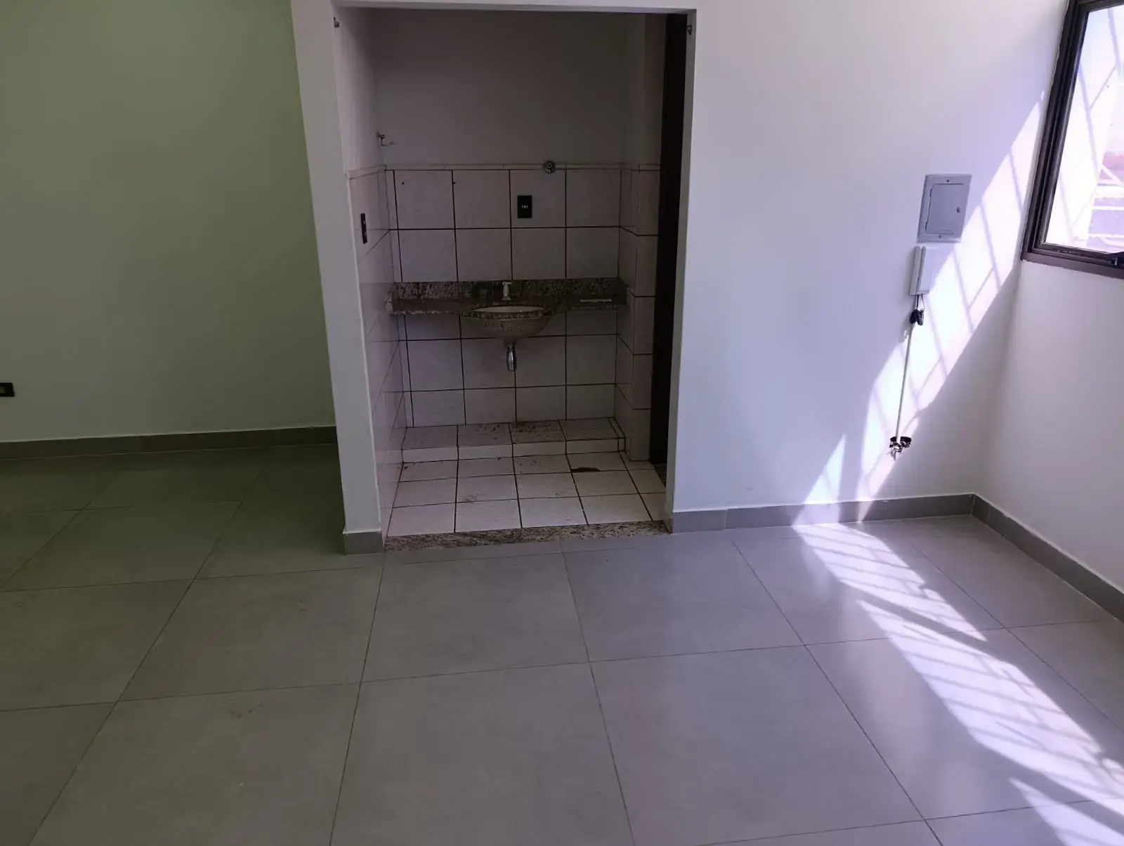 Image 2 - Sala Comercial em Martins, Uberlândia - MG