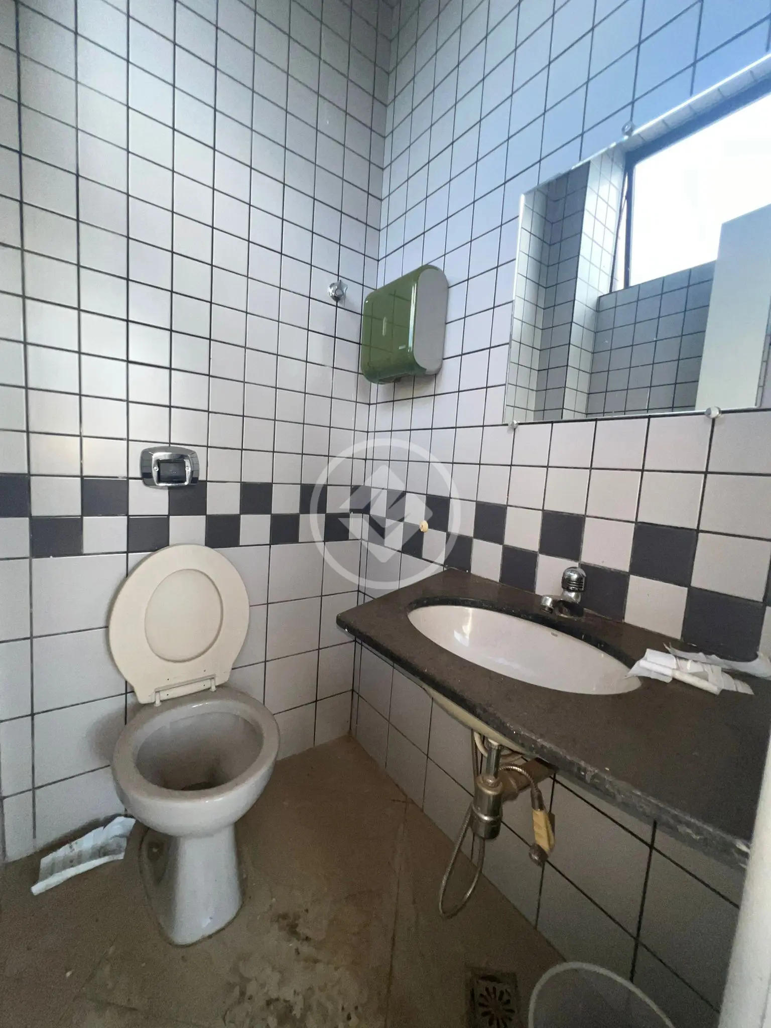 Imagem 4 - Sala Comercial em Setor dos Funcionários, Goiânia - GO