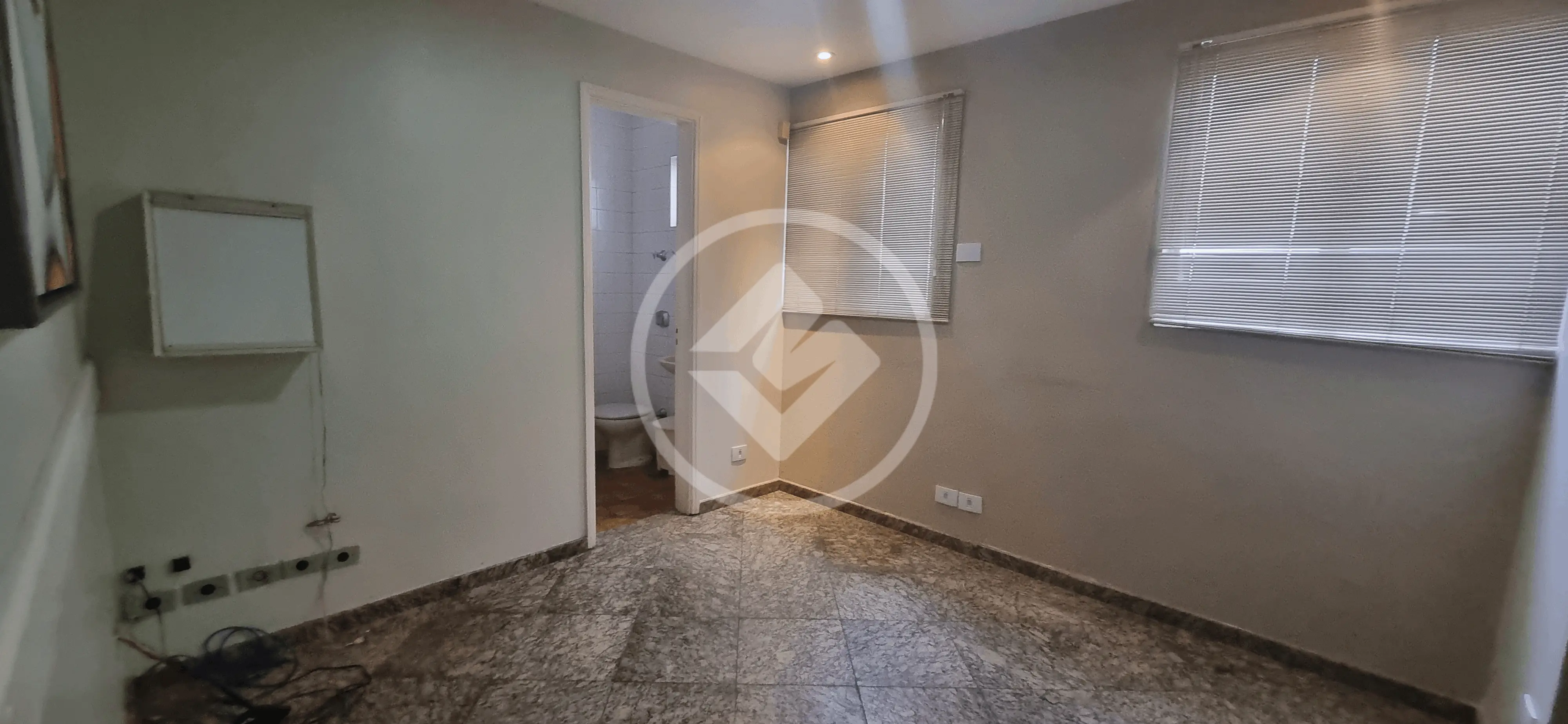 Imagem 4 - Sala Comercial em Setor Coimbra, Goiânia - GO
