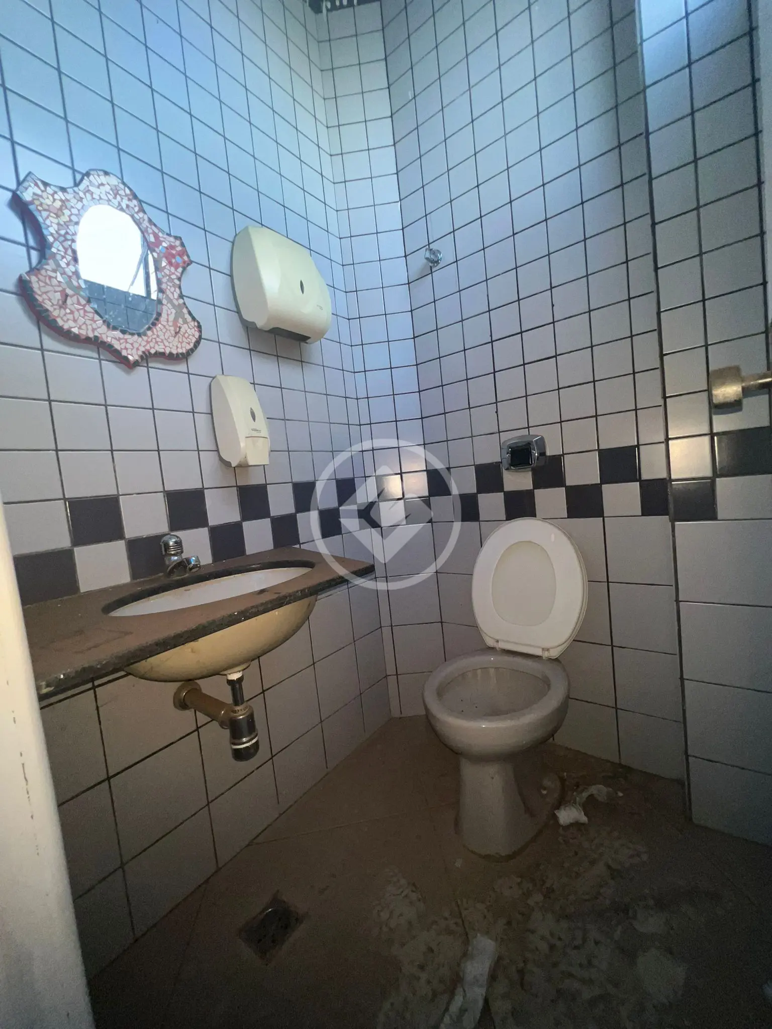 Imagem 3 - Sala Comercial em Setor dos Funcionários, Goiânia - GO