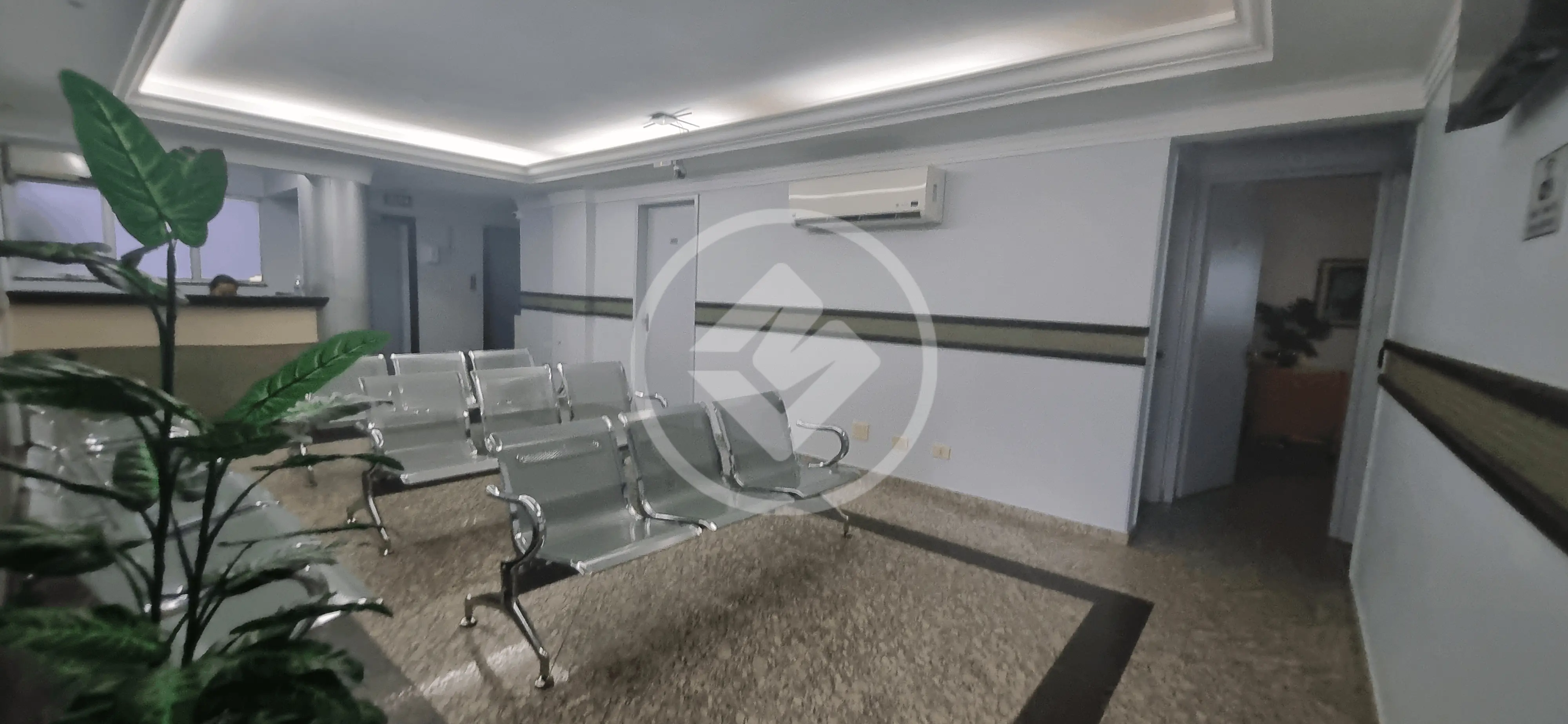 Image 10 - Sala Comercial em Setor Coimbra, Goiânia - GO