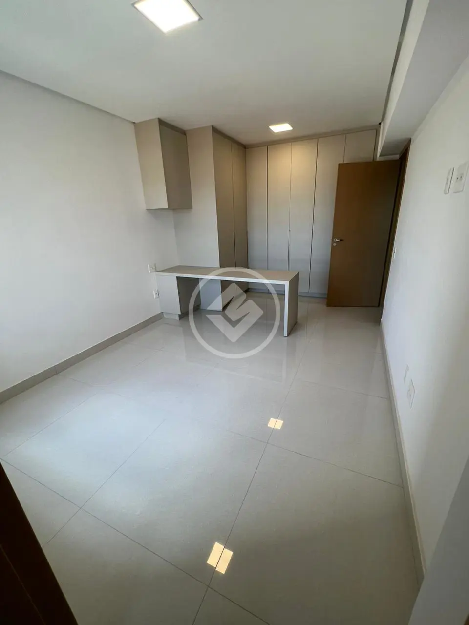 Imagem 6 - Apartamento em PARK LOZANDES, Goiânia - GO