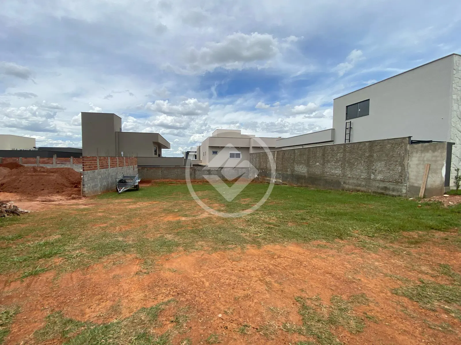 Imagem 2 - Terreno Condomínio em Jardins França, Goiânia - GO