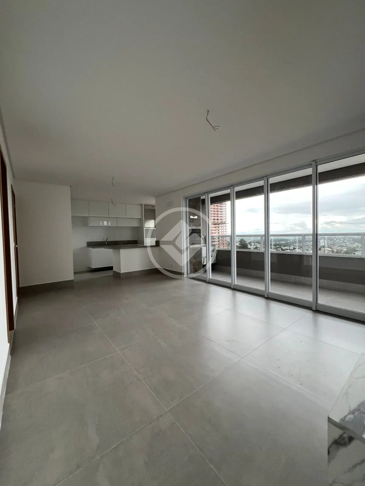 Imagem 2 - Apartamento em PARK LOZANDES, Goiânia - GO