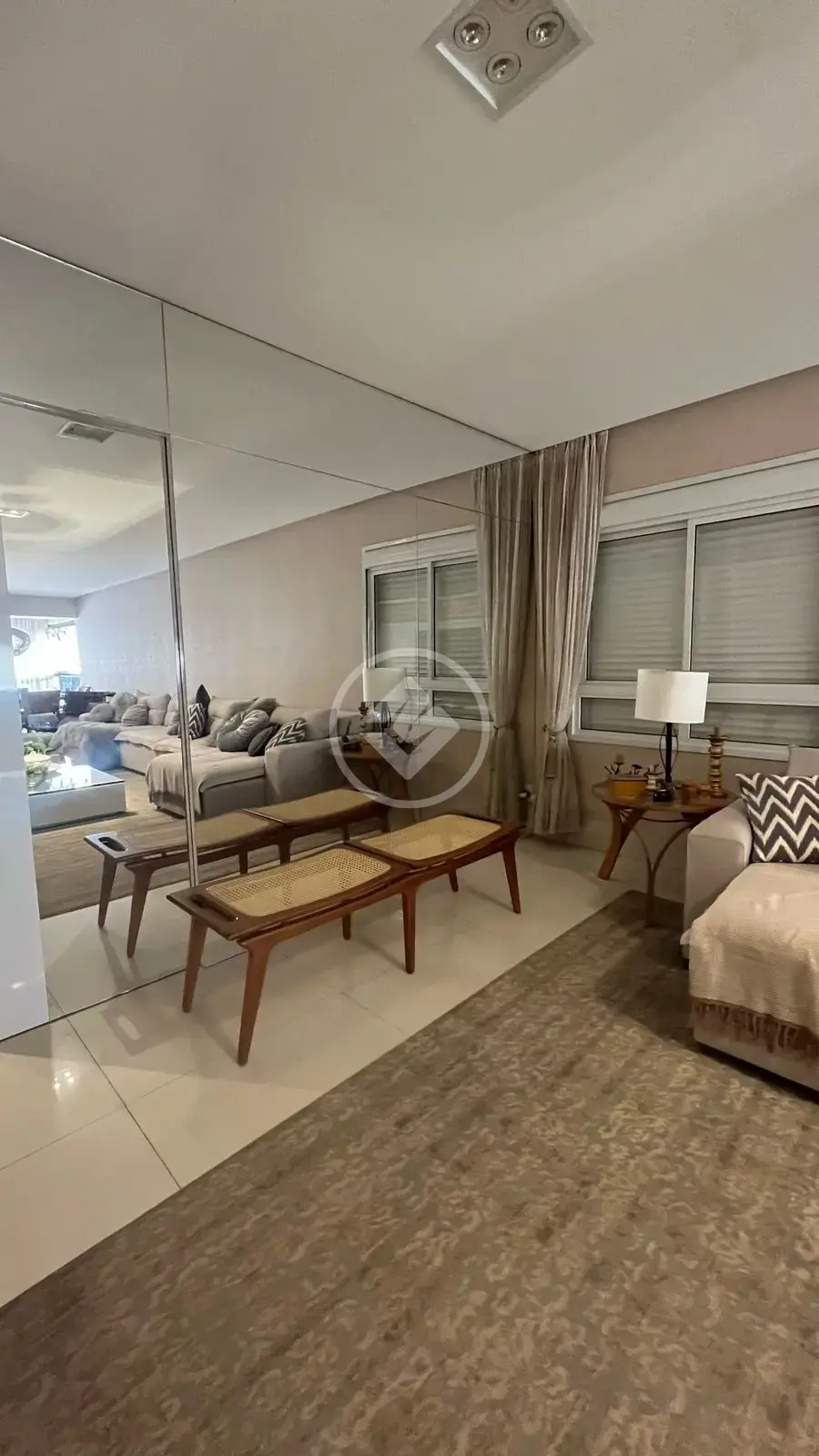 Imagem 2 - Apartamento em Setor Bueno, Goiânia - GO