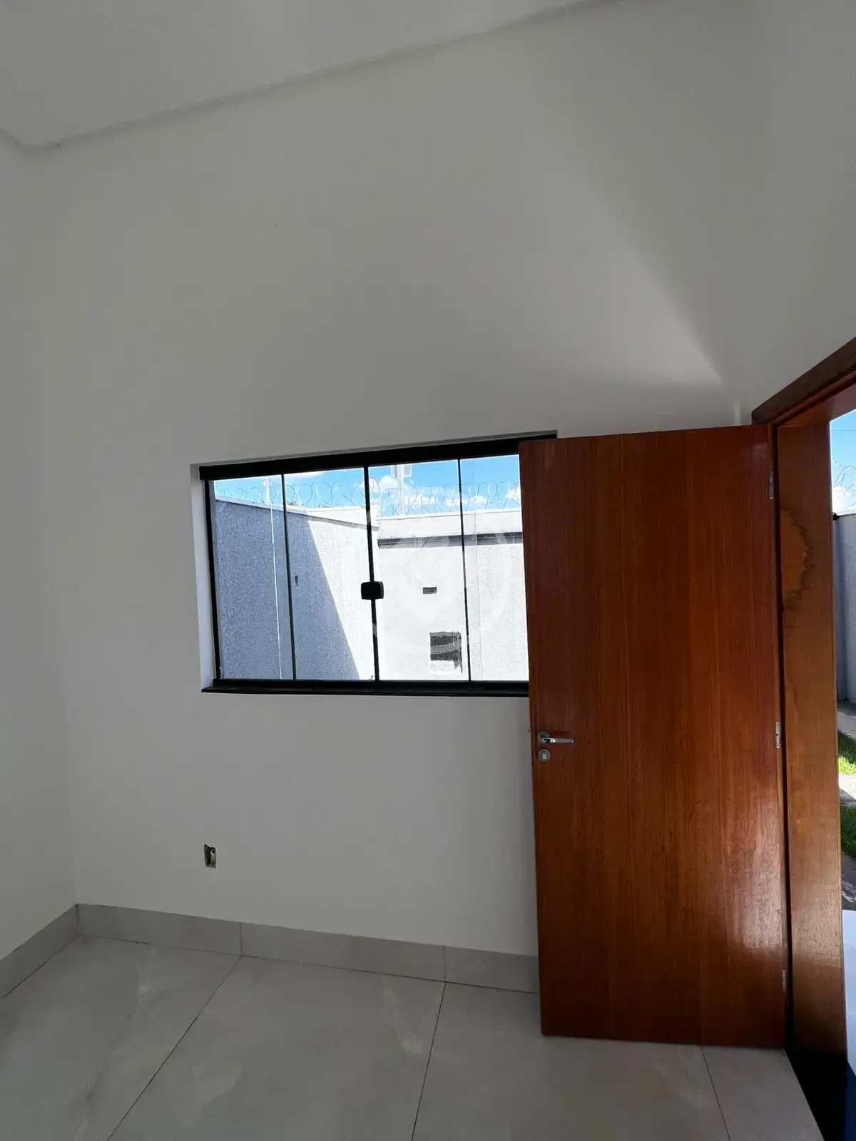 Image 2 - Casa em RESIDENCIAL ITAIPU, Goiânia - GO
