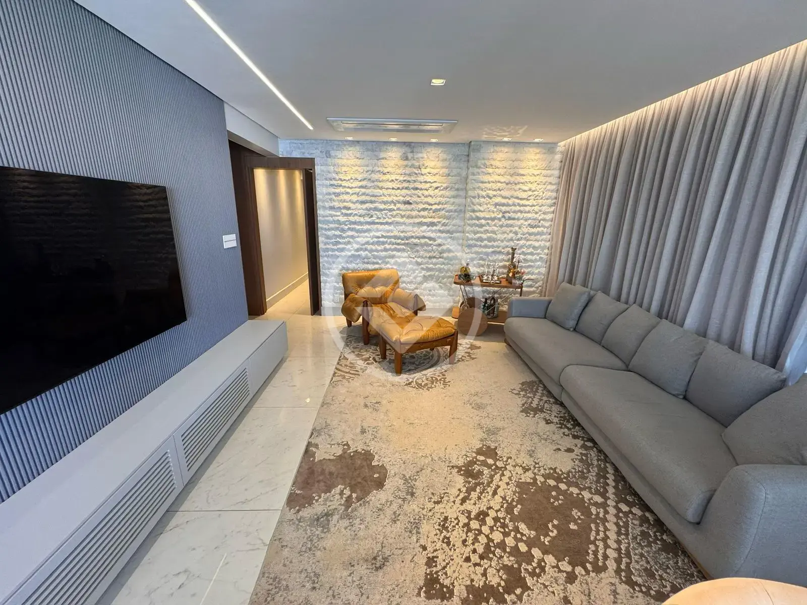 Image 2 - Apartamento em Jardim Goiás, Goiânia - GO