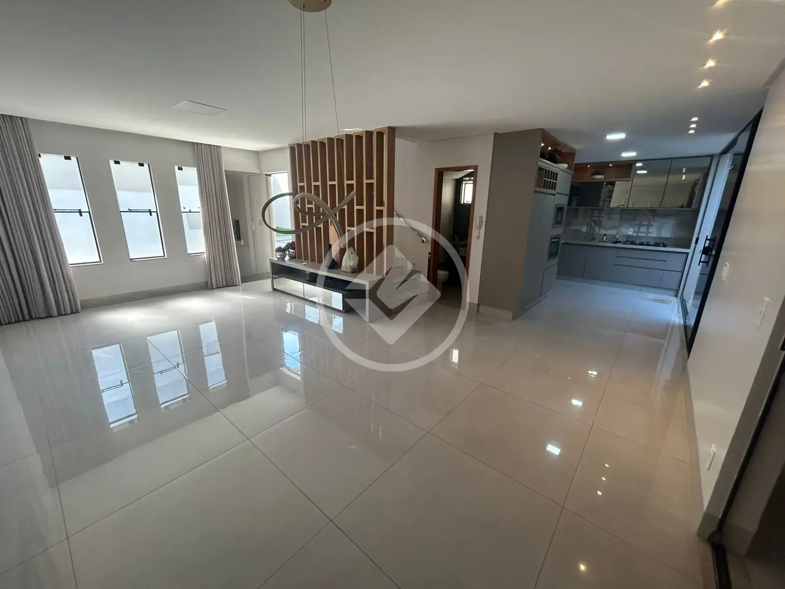 Image 2 - Sobrado Em Condomínio em Jardim Imperial, Aparecida de Goiânia - GO