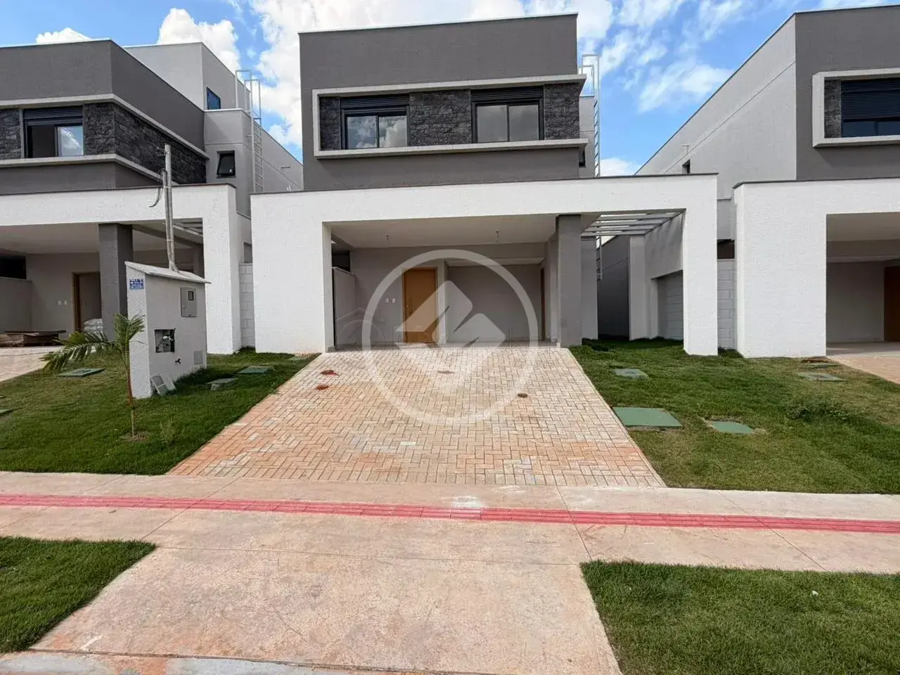 Imagem 1 - Casa Condomínio em Residencial Jardins Lyon, Aparecida de Goiânia - GO