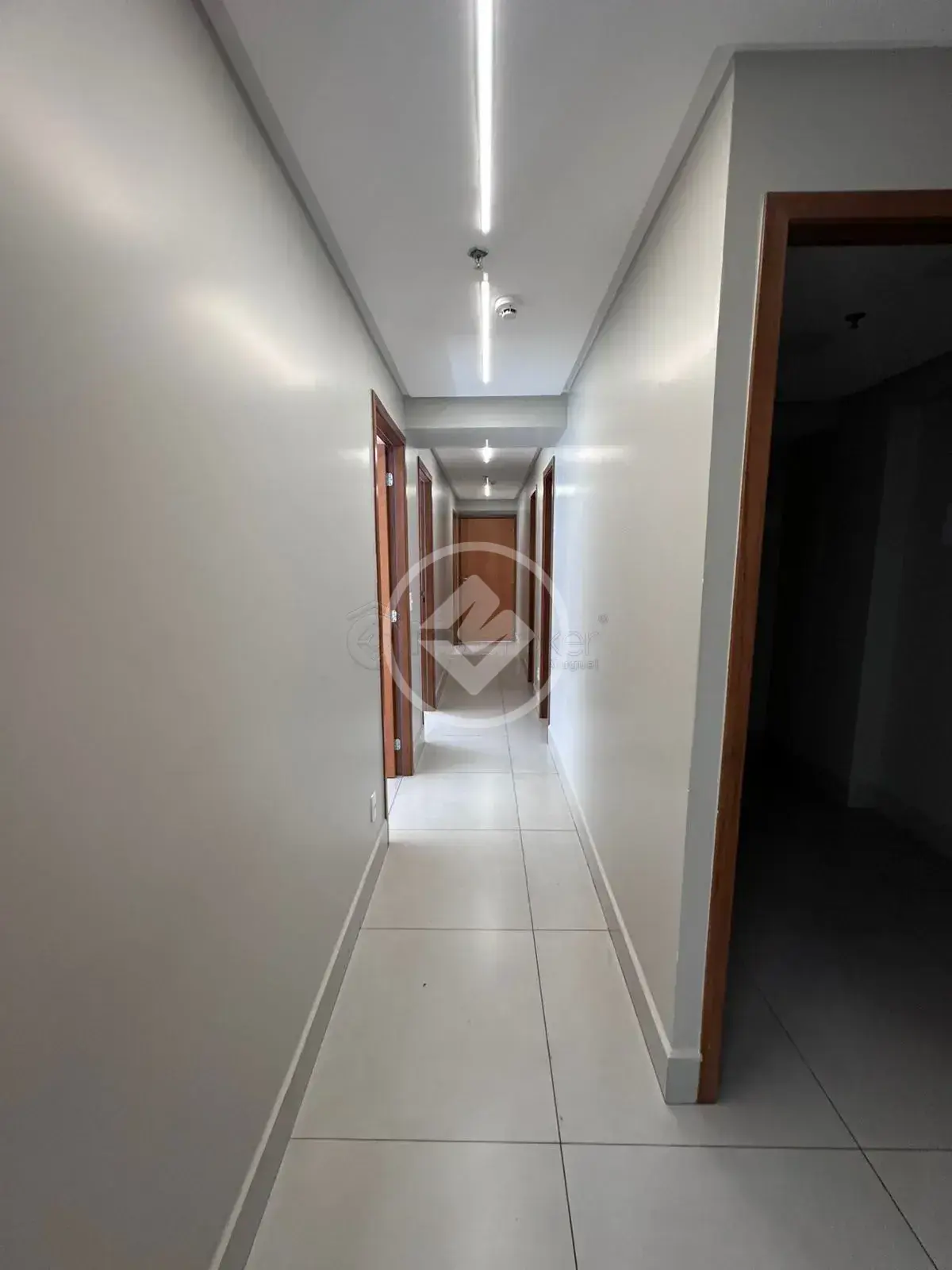 Imagem 1 - Sala Comercial em Jardim Goiás, Goiânia - GO
