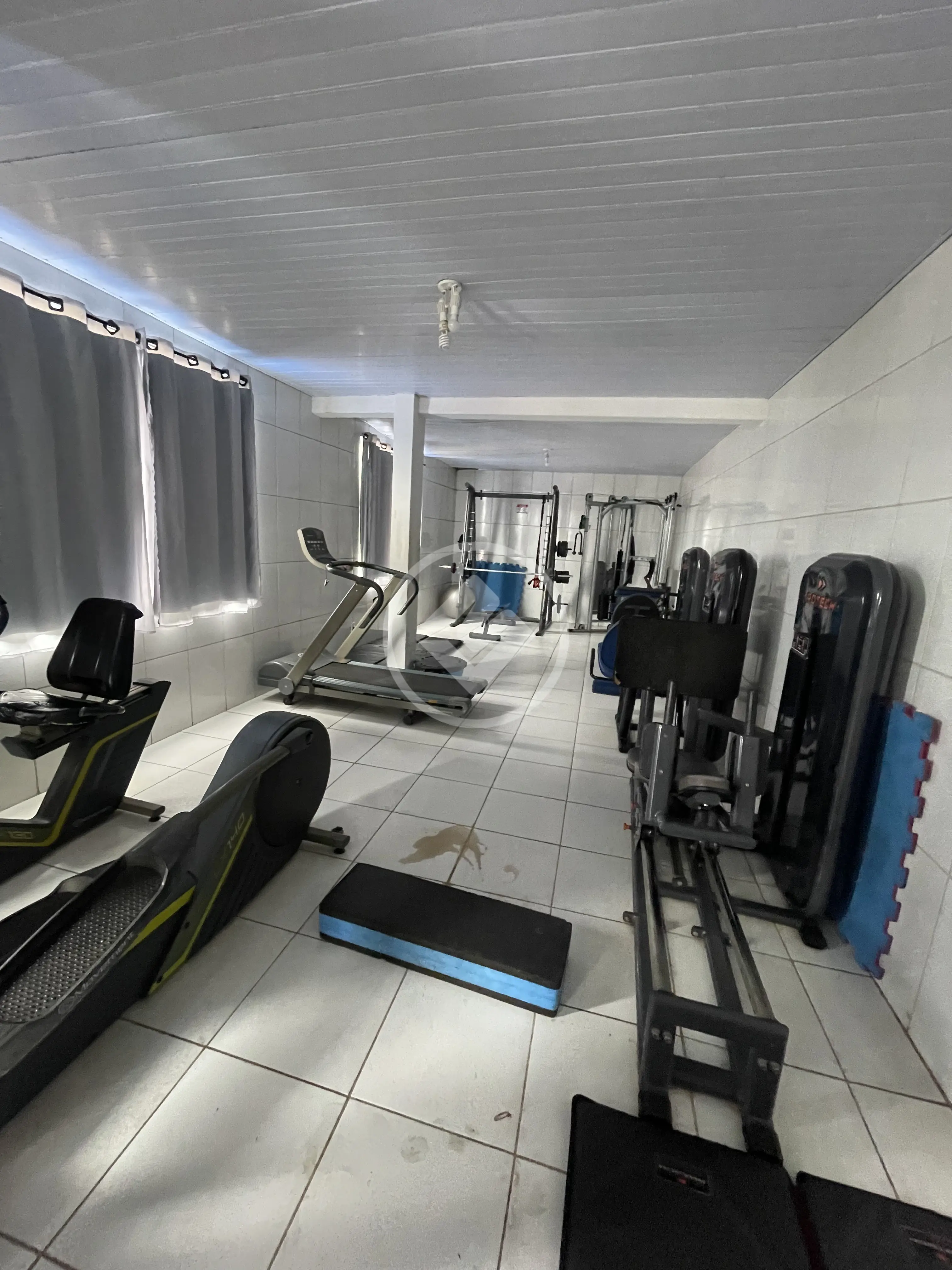 Imagem 2 - Sala Comercial em Parque das Laranjeiras Acréscimo, Goiânia - GO